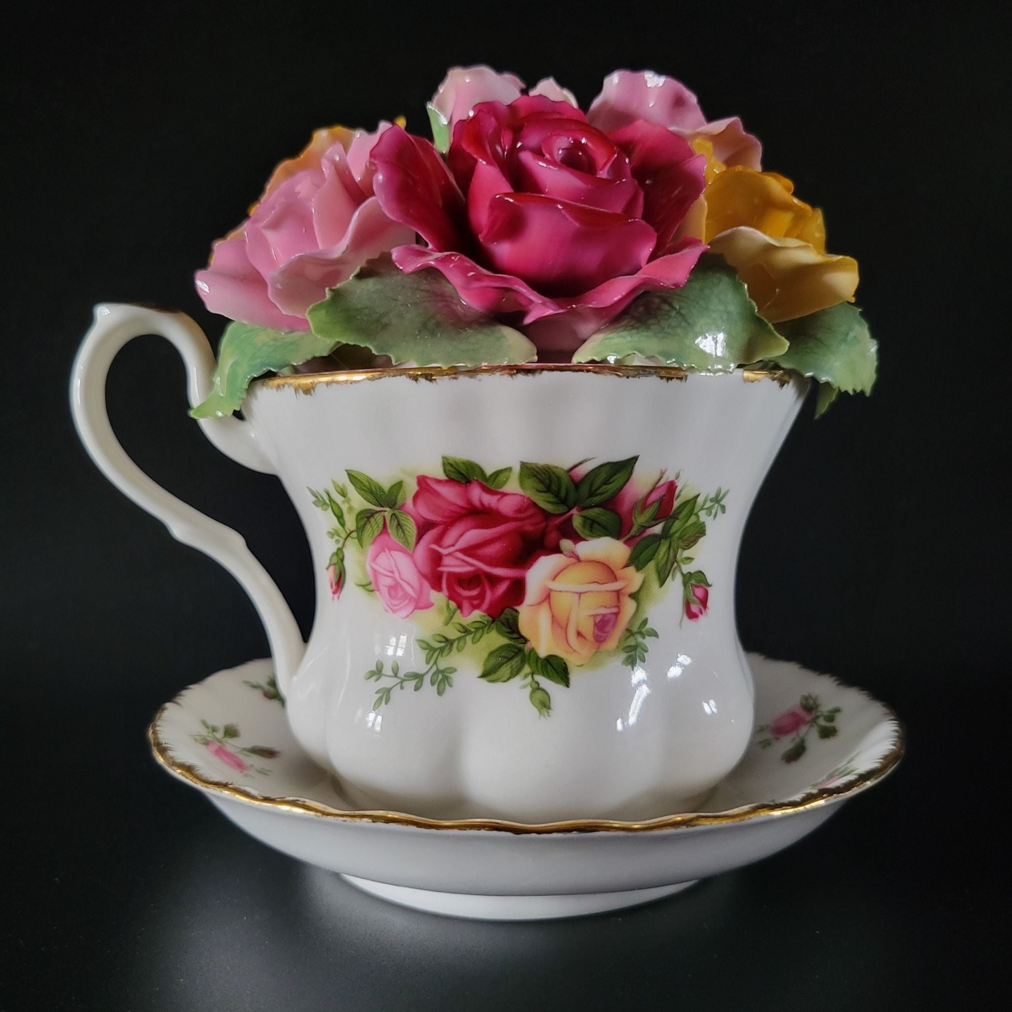 Vtg Royal Albert Old Country Roses 4" Musical Teacup, Canon D Johann Pachelbel