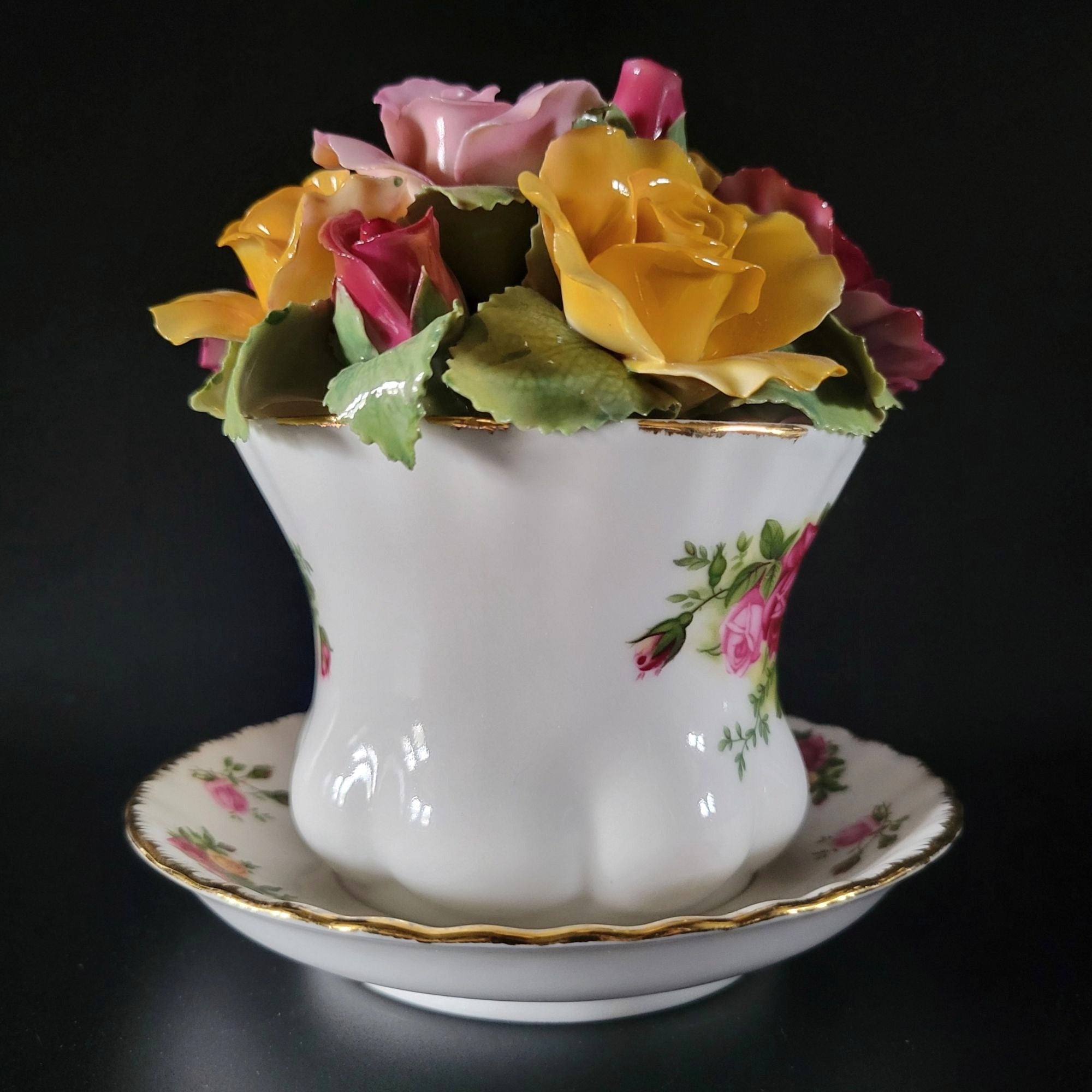 Vtg Royal Albert Old Country Roses 4" Musical Teacup, Canon D Johann Pachelbel