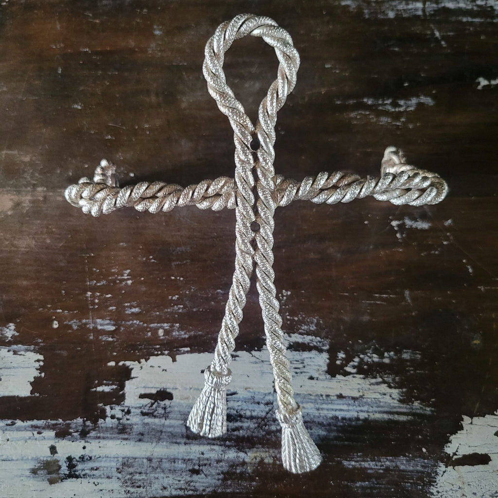 Vintage Metal Braided Rope With Tassels Toilet Paper Holder, Vintage Glam Bathroom