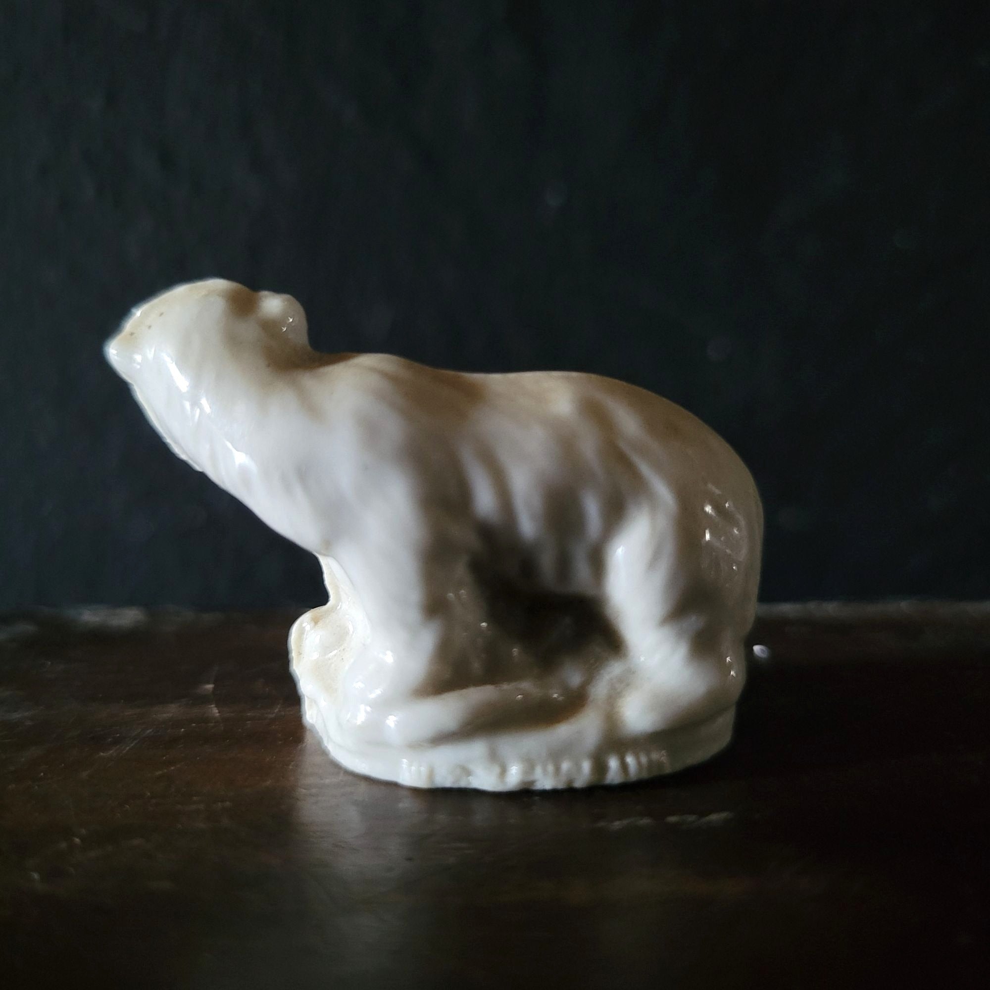 Vintage Wade Whimsies Polar Bear Figurine Red Rose Tea Company England