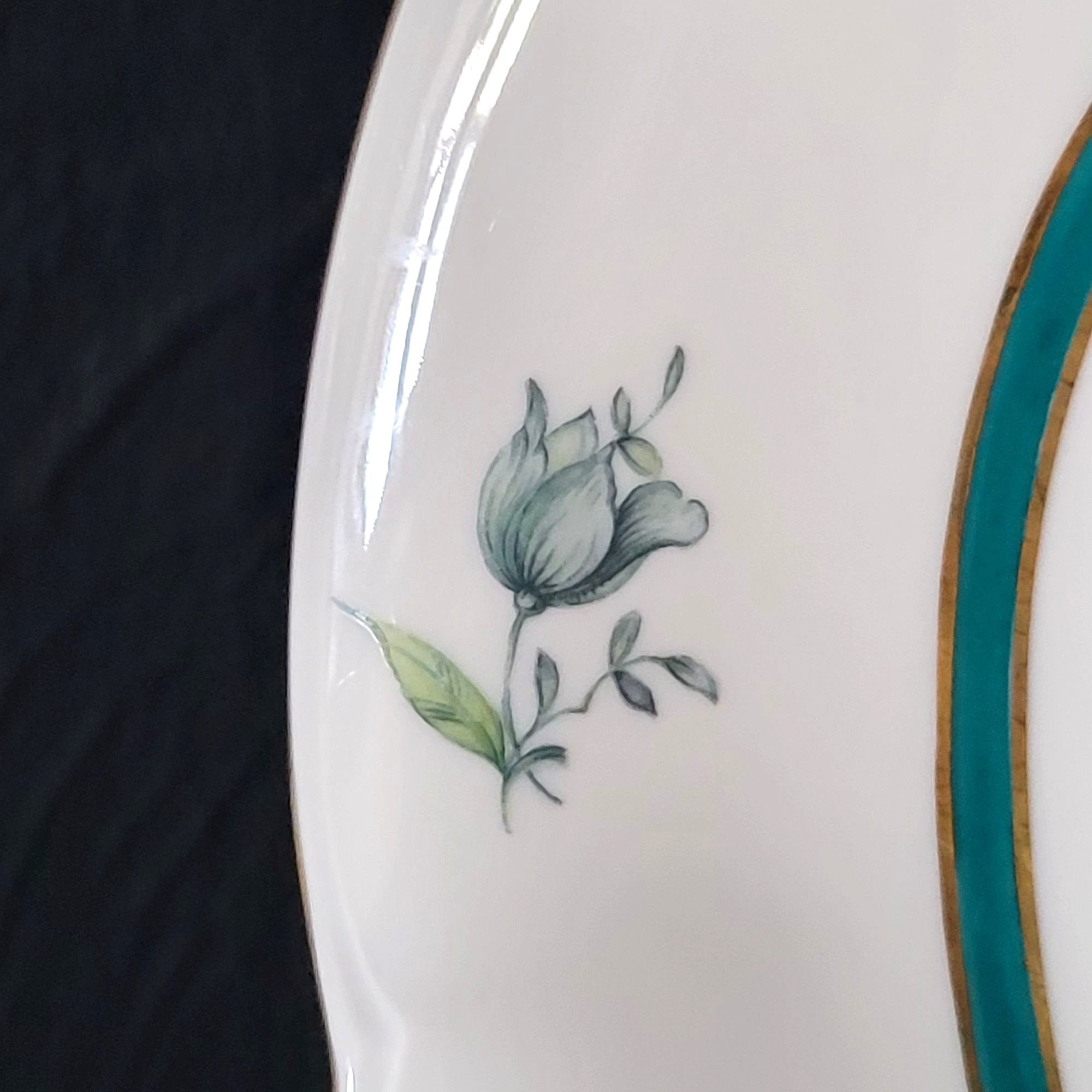 Vintage Royal Bayreuth Teal Tulip 9" Oval Vegetable Bowl Floral Design Gold Trim