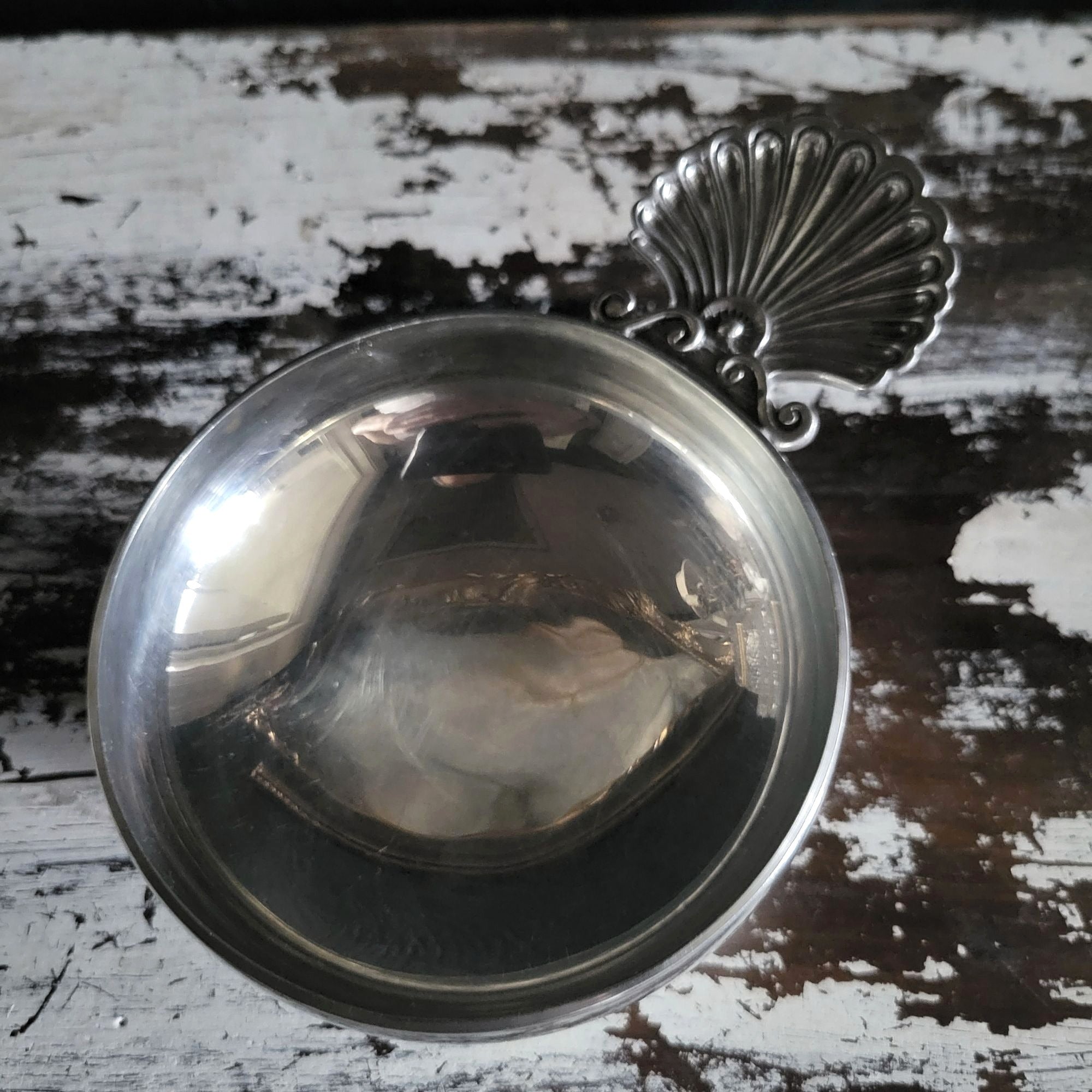 Vtg Peltro 95 Italian Pewter Bowl with Pedestal Base Ornate Shell Handle