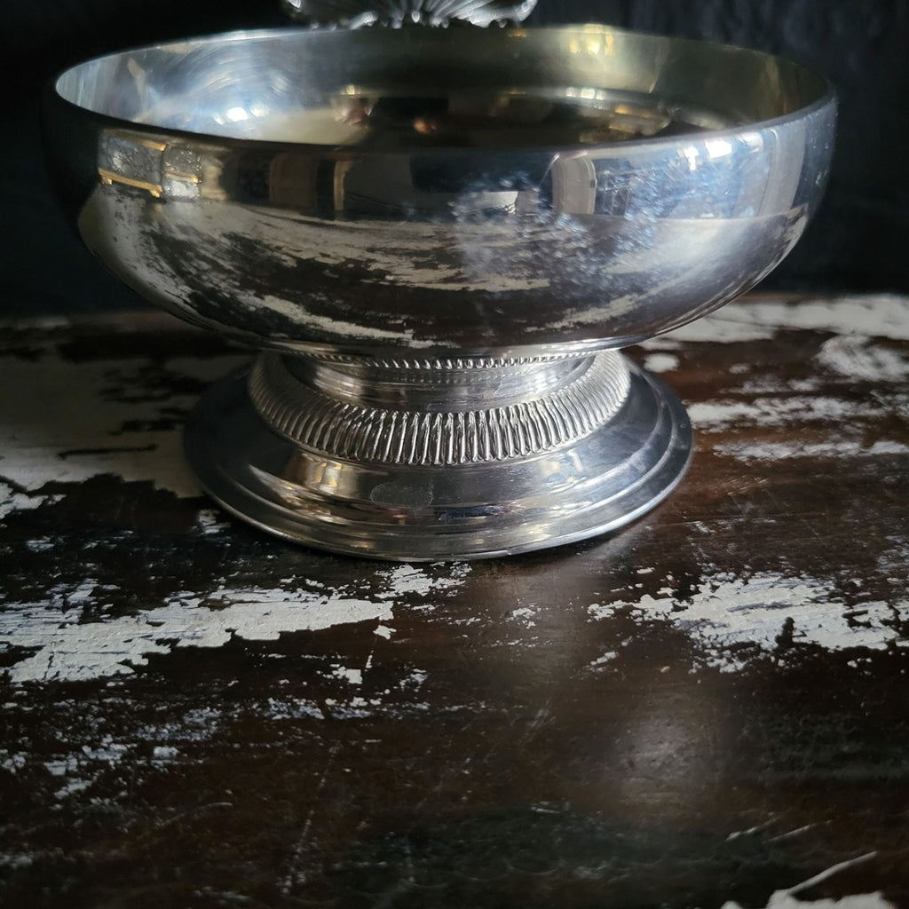Vtg Peltro 95 Italian Pewter Bowl with Pedestal Base Ornate Shell Handle