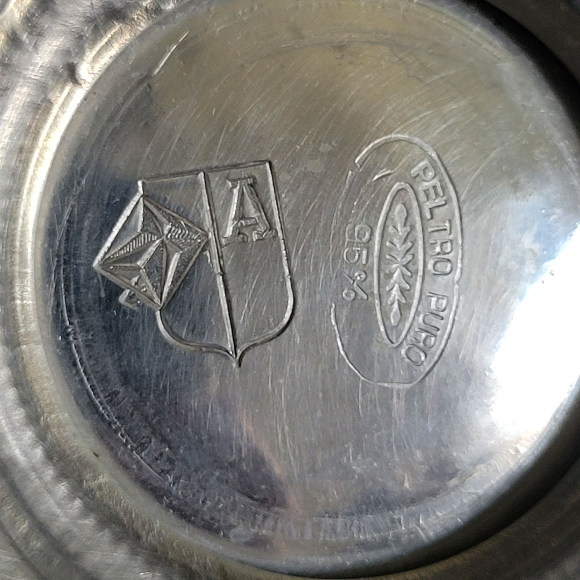 Vtg Peltro 95 Italian Pewter Bowl with Pedestal Base Ornate Shell Handle