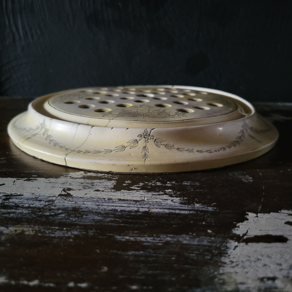 Vintage Faux Repro Scrimshaw E Pluribus Nautical Solitaire Game Marble Display