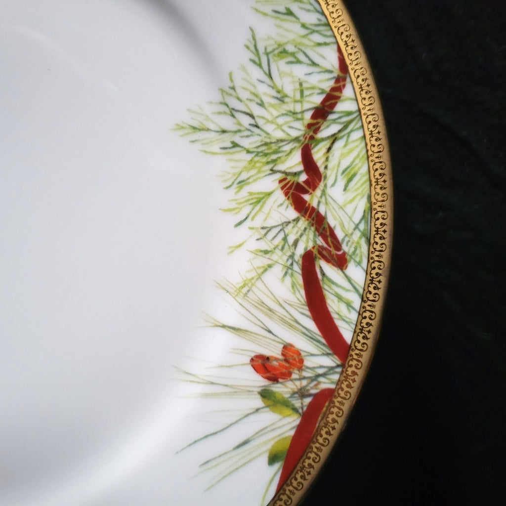 Charter Club Fashion Buffet Plate Gold Trim Holly and Pine Christmas Plate 11.5"