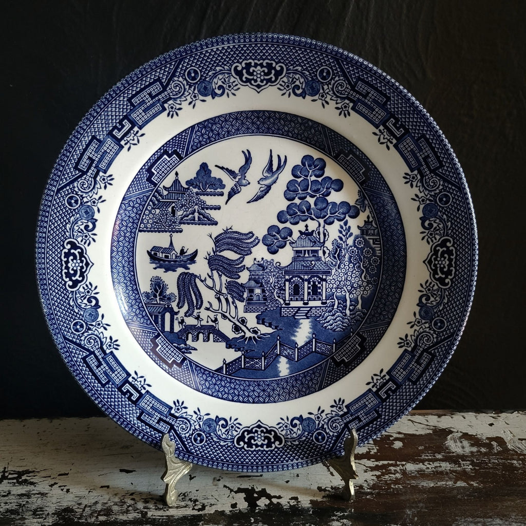 Vtg Churchill Willow Dinner Plate, Blue Willow Grandmillennial Chinoiserie