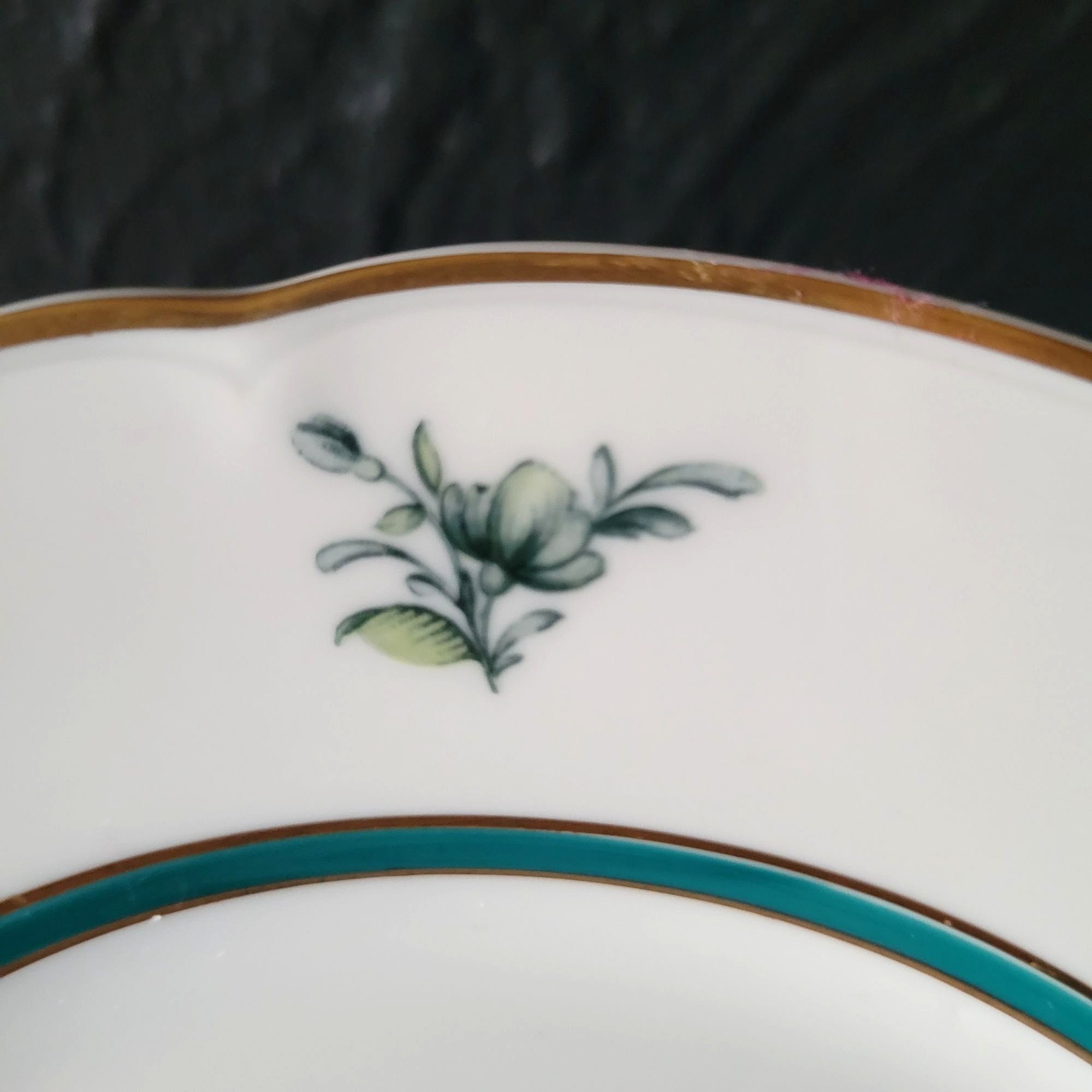 Vintage Royal Bayreuth Teal Tulip Salad Plate 7.5" Floral Design Gold Trim