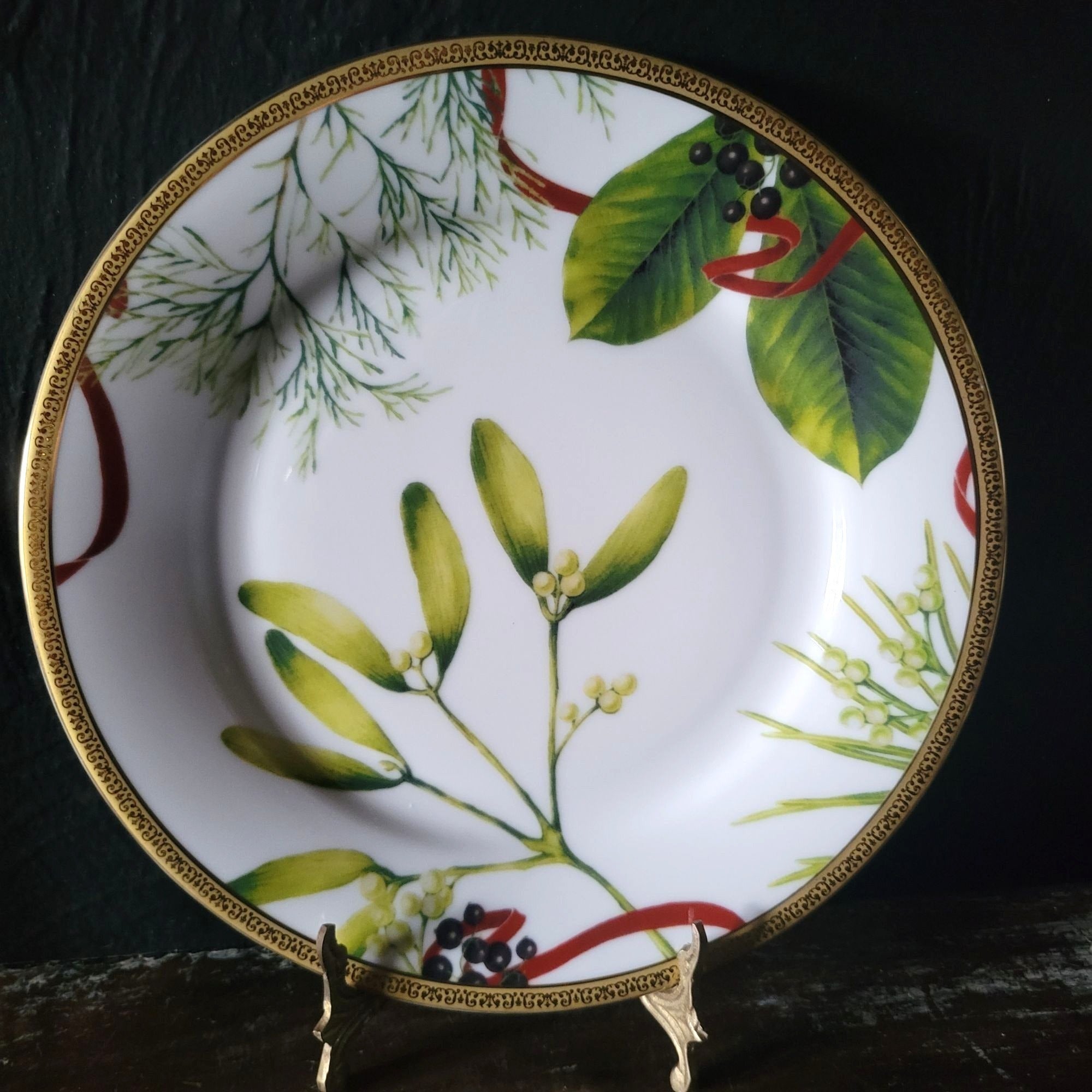 Charter Club Fashion Buffet Christmas Salad Plate Holly and Mistletoe 9.375"
