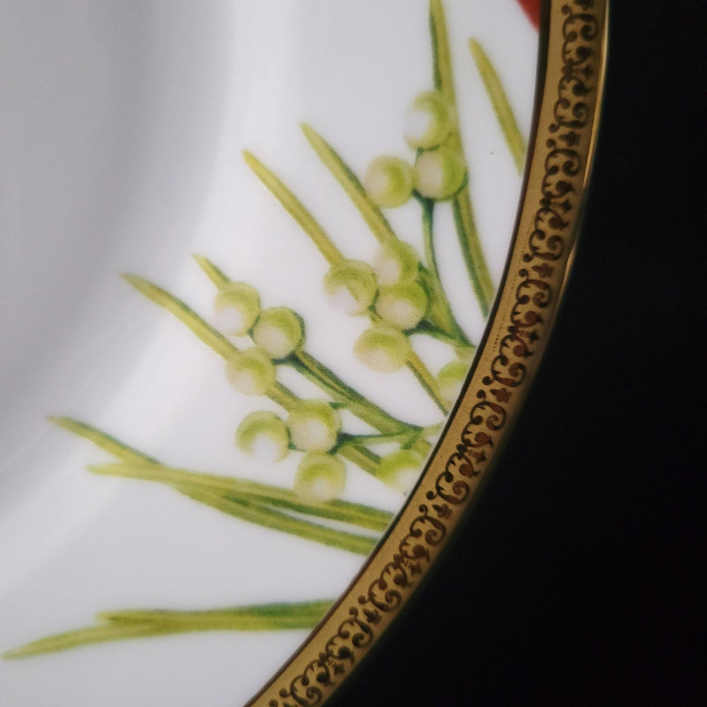 Charter Club Fashion Buffet Christmas Salad Plate Holly and Mistletoe 9.375"