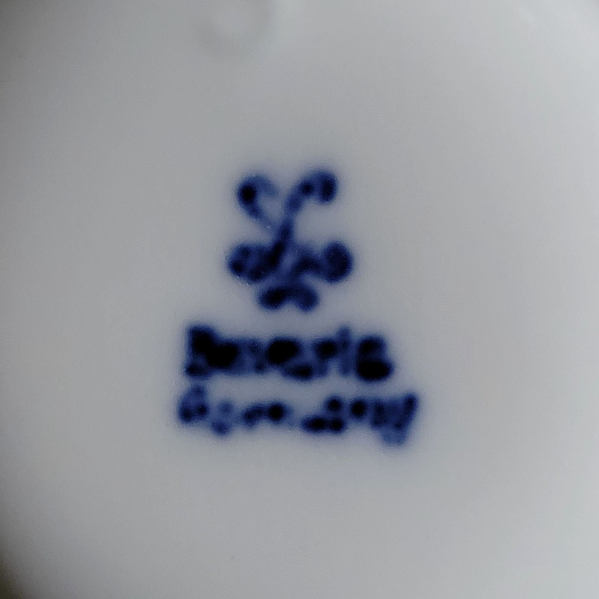 Small Antique Oscar Schaller Winterling Bavaria Blue Onion Porcelain Bowl