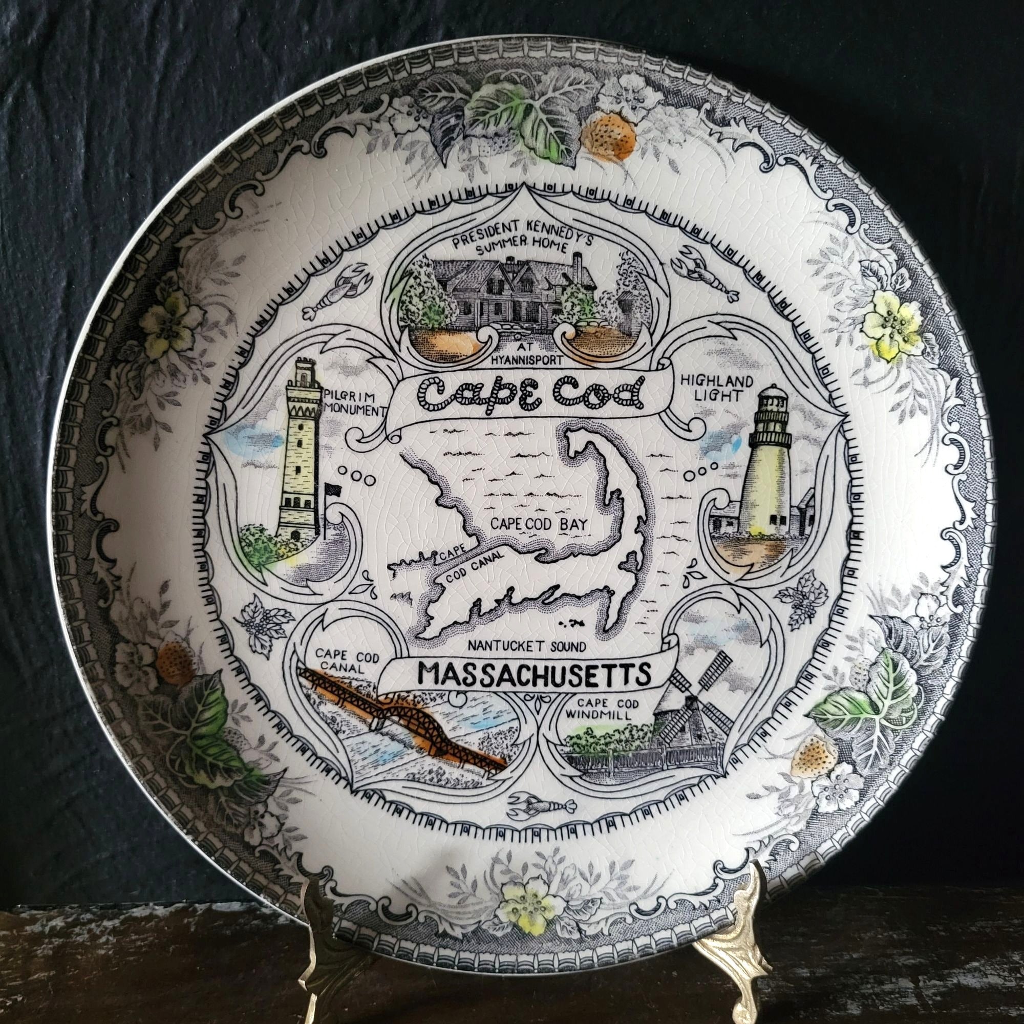 Vtg Cape Cod Massachusetts Souvenir Decorative Plate With Landmarks and Map