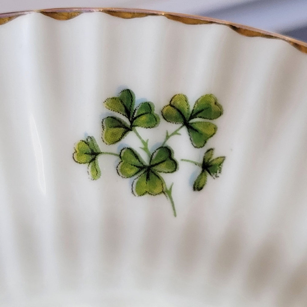 Vtg Royal Stuart Bread Plate Shamrock Clover Design Gold Trim St. Patricks Day