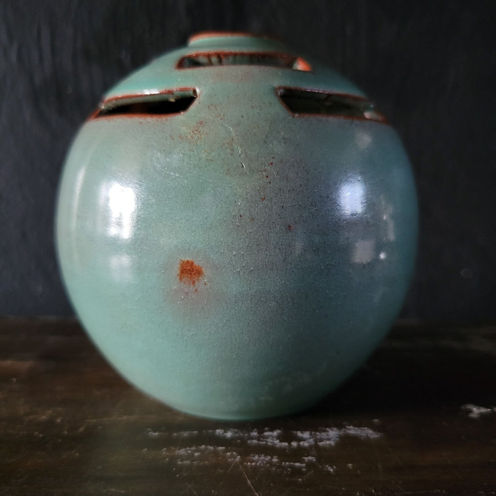 Job Negeim Green Glazed Cape Cod Studio Art Pottery Vase 3.75" Signed *Read
