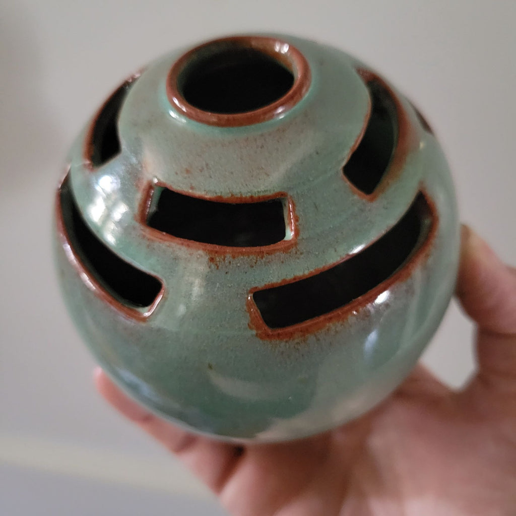 Job Negeim Green Glazed Cape Cod Studio Art Pottery Vase 3.75" Signed *Read