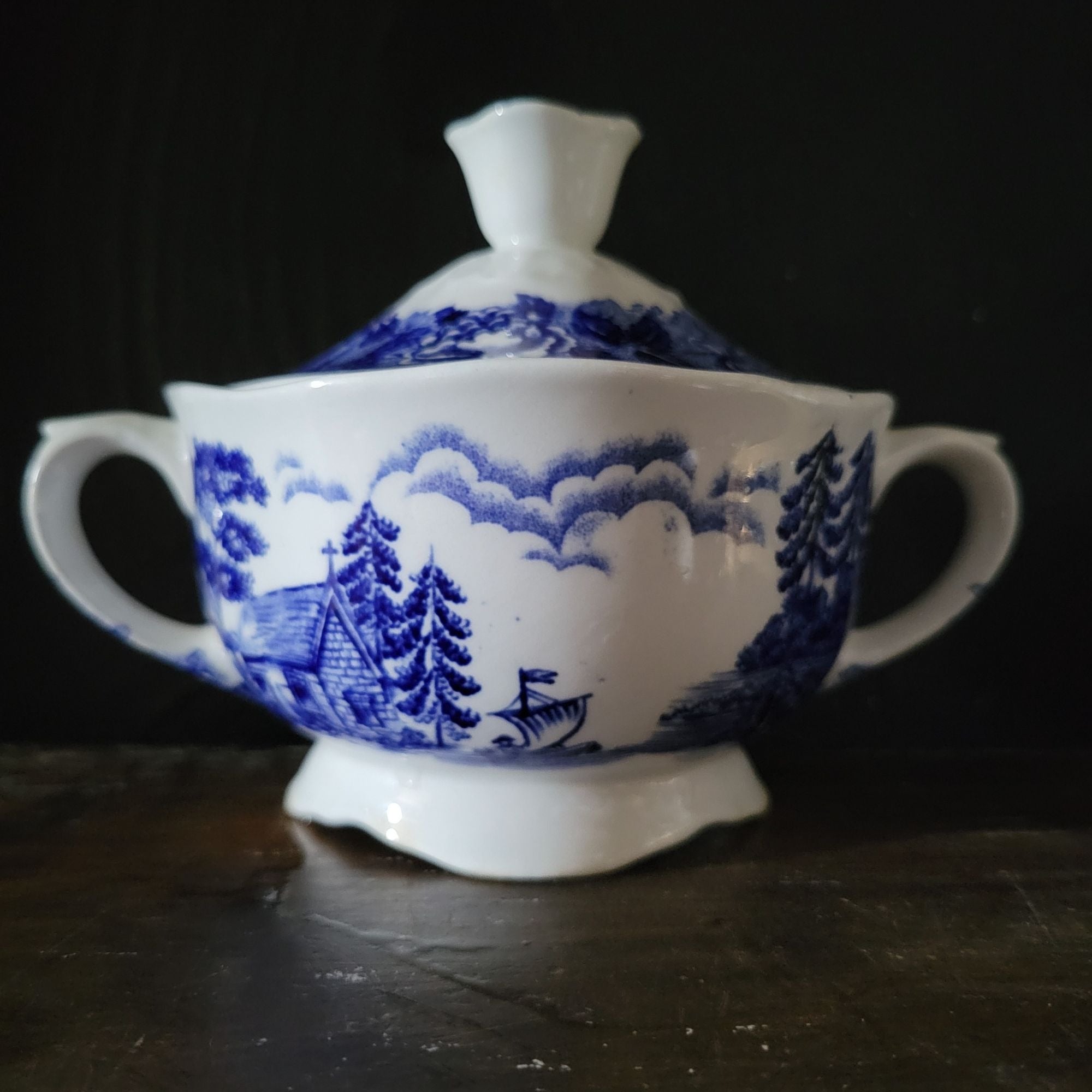 Vtg Landscape Blue By Arabia Of Finland Blue & White Sugar Bowl Dual Handles