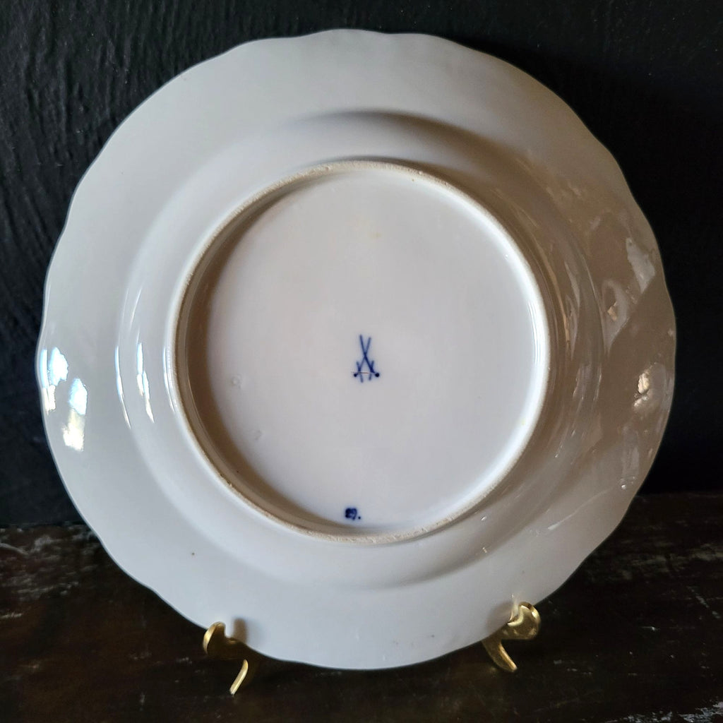 Antique Meissen Deep Plate Courting Couple Romantic Scene Floral Design 8.75"