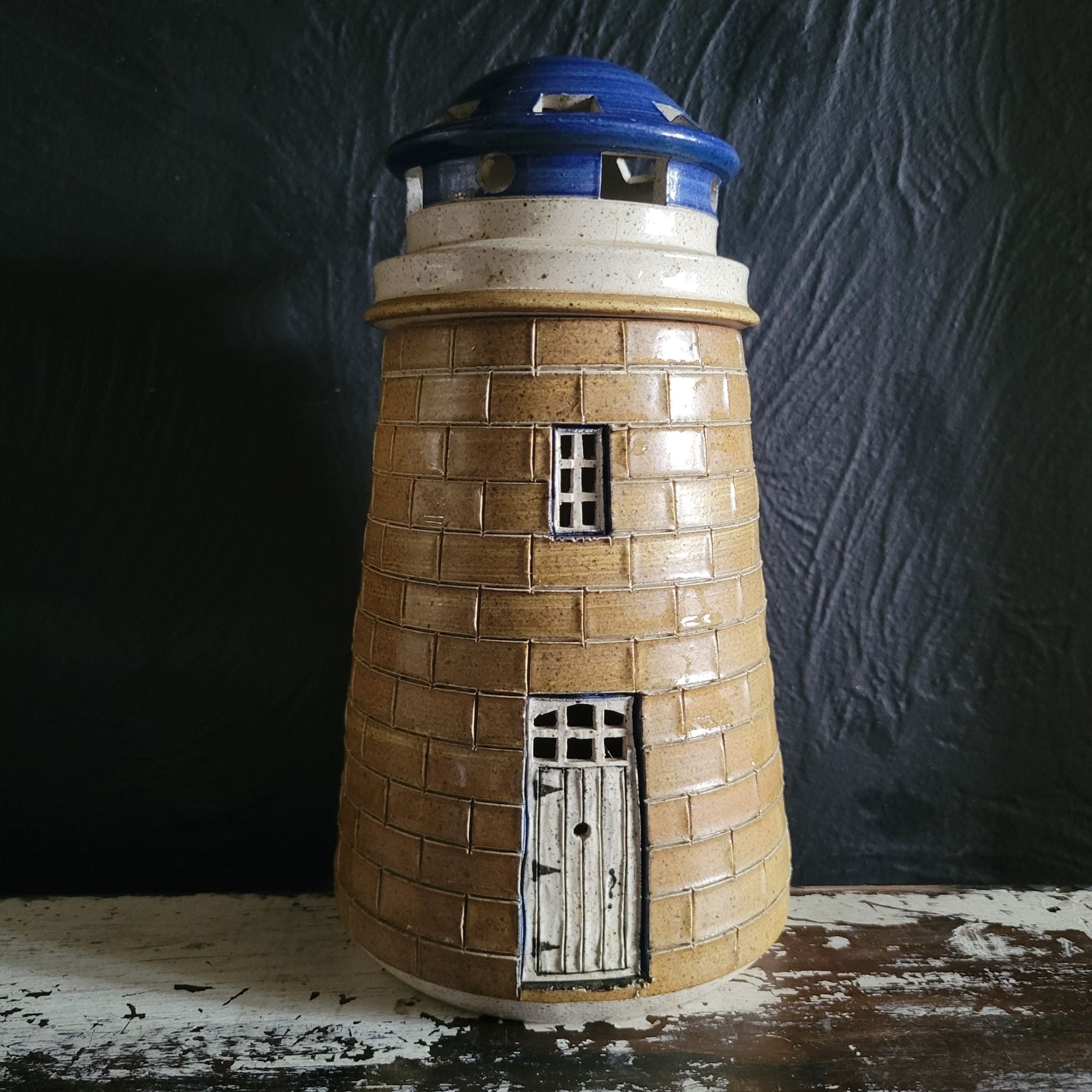 Vintage 1991 Gills Rock Stoneware Lighthouse Pottery Signed Wisconsin 9.5"