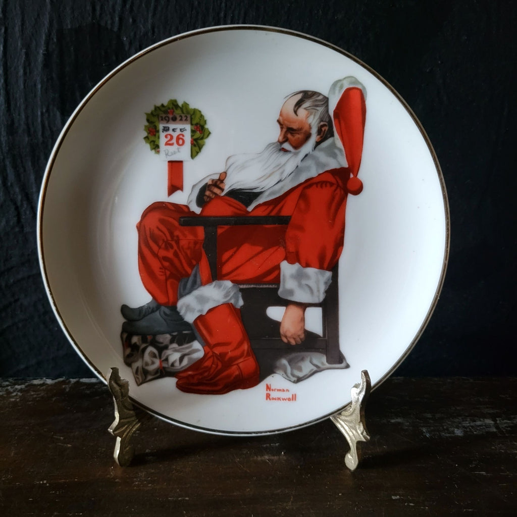 Vintage Norman Rockwell Santa "The Day After Christmas" Collector's Plate