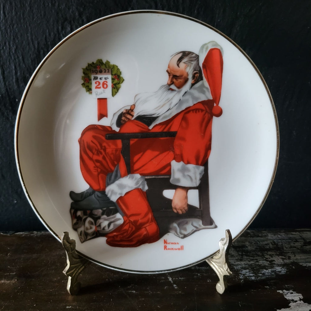 Vintage Norman Rockwell Santa "The Day After Christmas" Collector's Plate