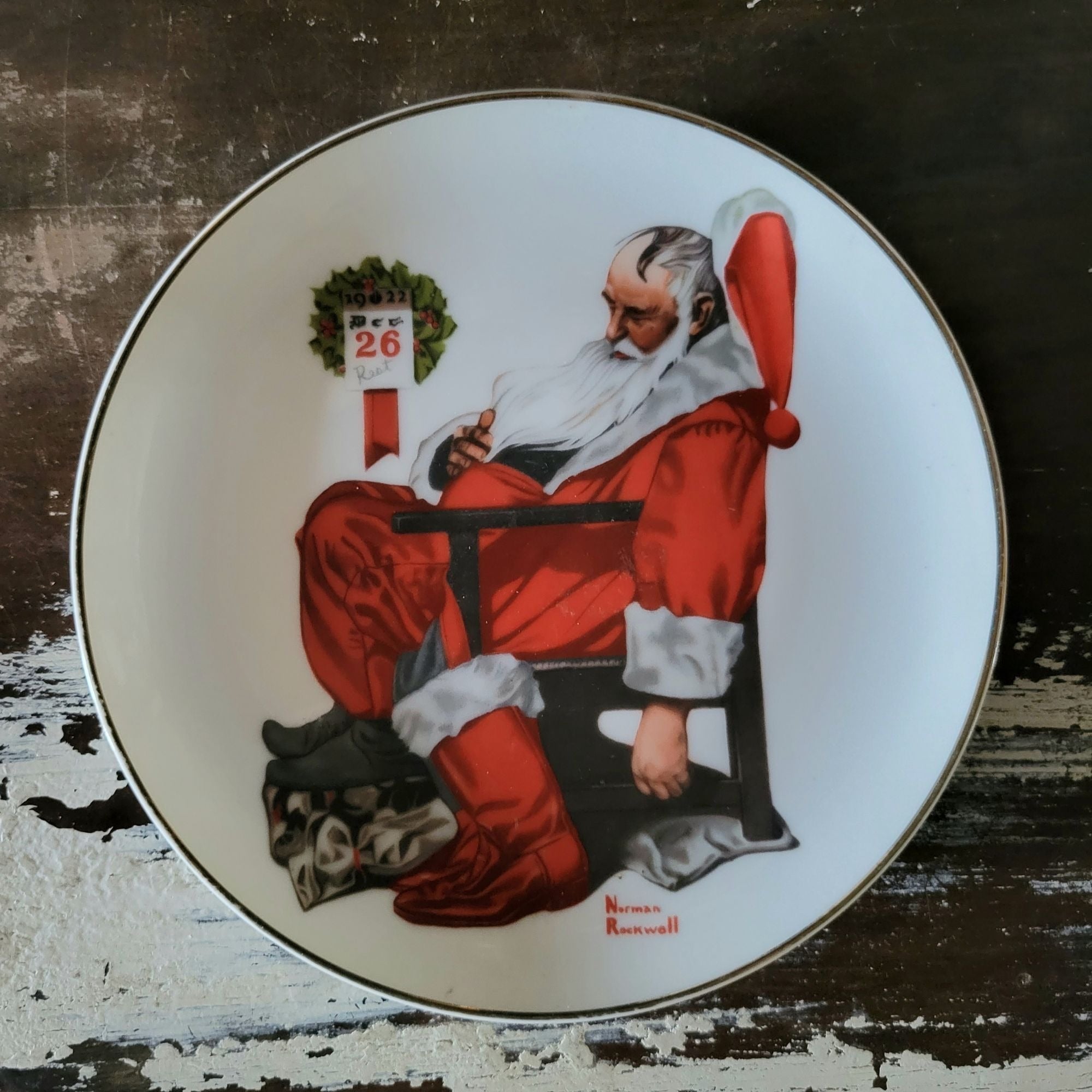 Vintage Norman Rockwell Santa "The Day After Christmas" Collector's Plate