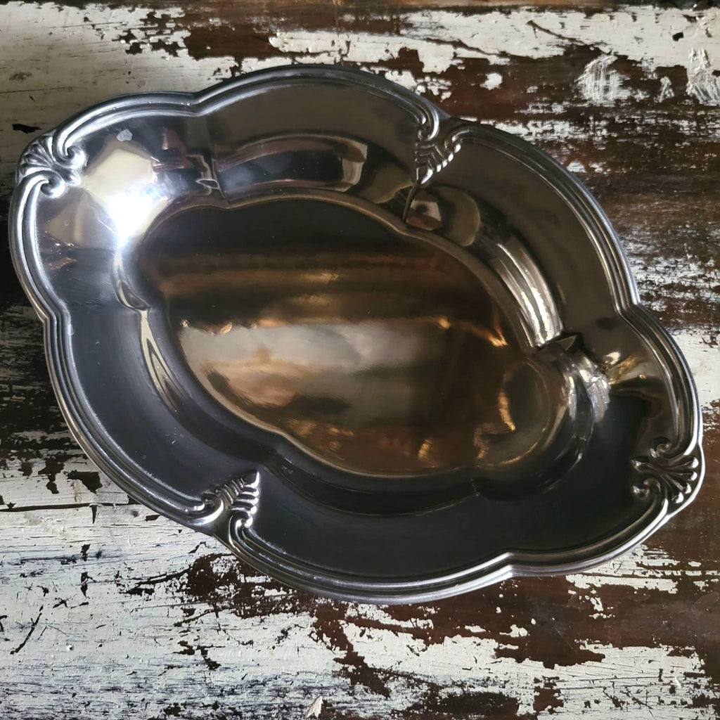 Lenox Butlers Pantry 9.125" Oval Metal Serveware Small Tray
