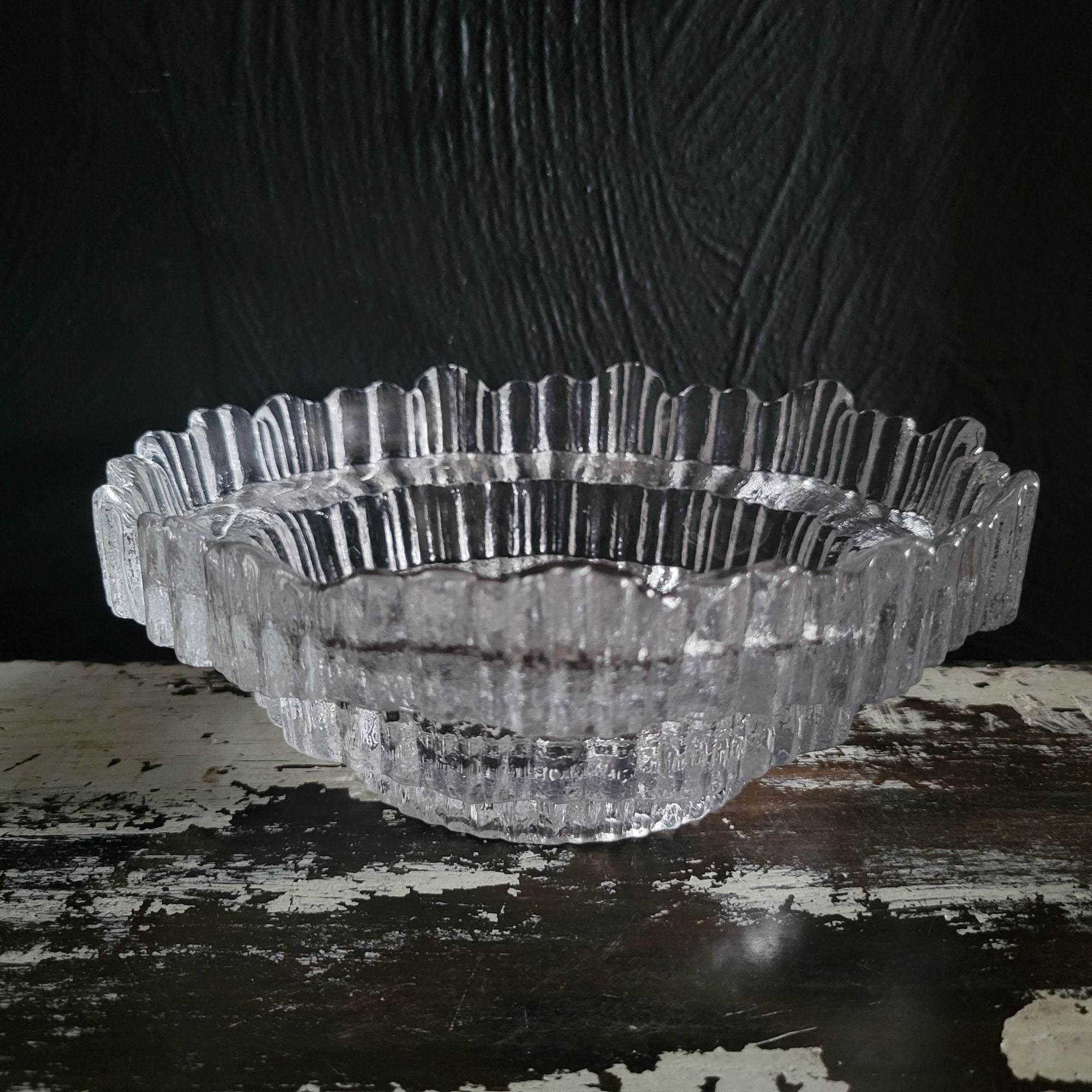Large Scandinavian Icicle Glass Bowl Possibly Iittala Stellaria Tapio Wirkkala