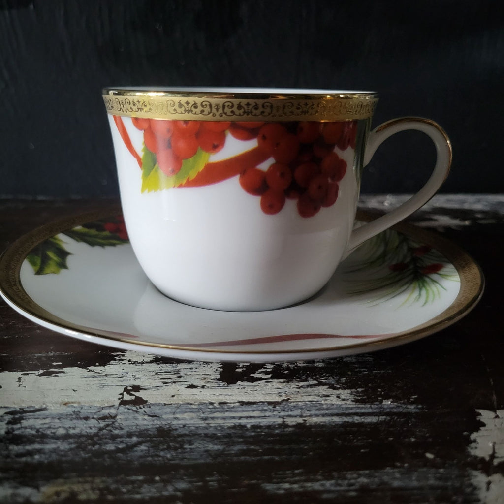 Charter Club Fashion Buffet Holly and Pine Flat Cup & Saucer Set Christmas China