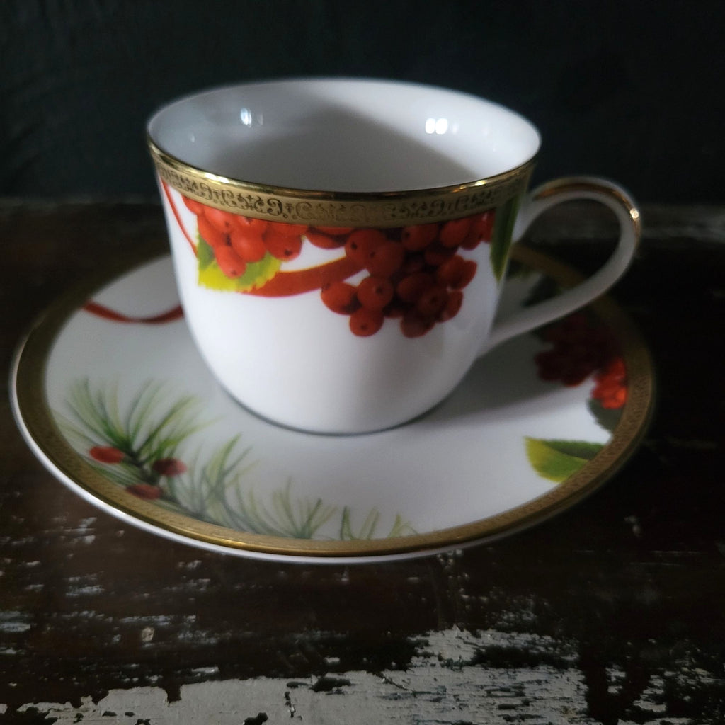 Charter Club Fashion Buffet Holly and Pine Flat Cup & Saucer Set Christmas China