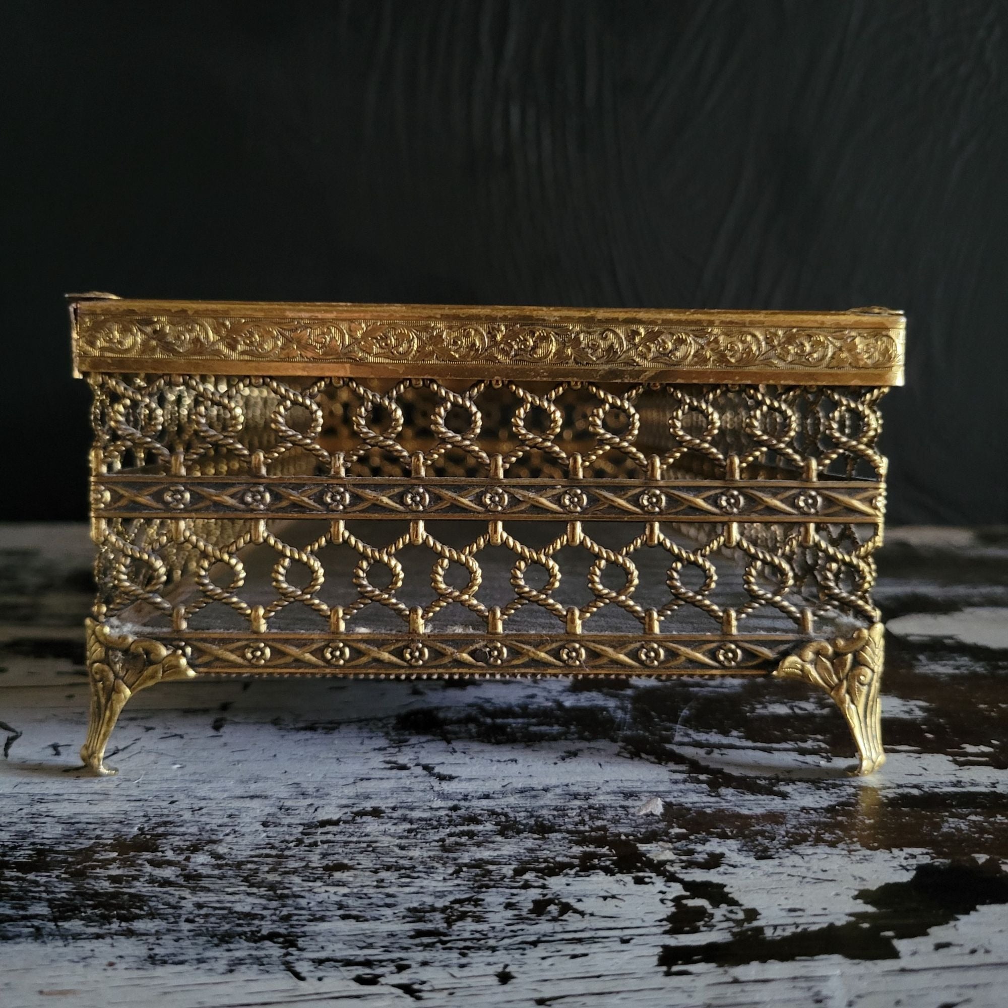 Vintage Hollywood Regency Filigree Footed Tissue Box Holder Rectangular