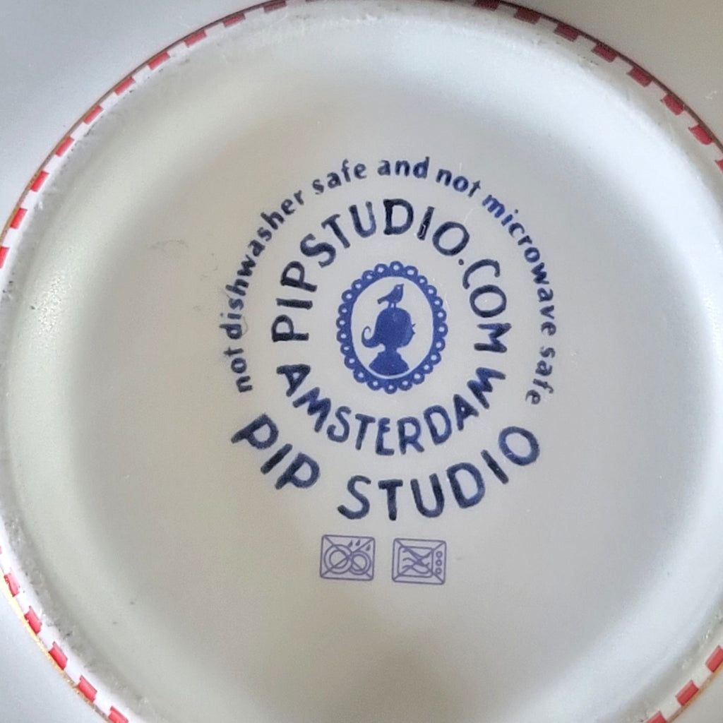 Large Pip Studio Heritage Blue and White Bowl Female Portrait Center