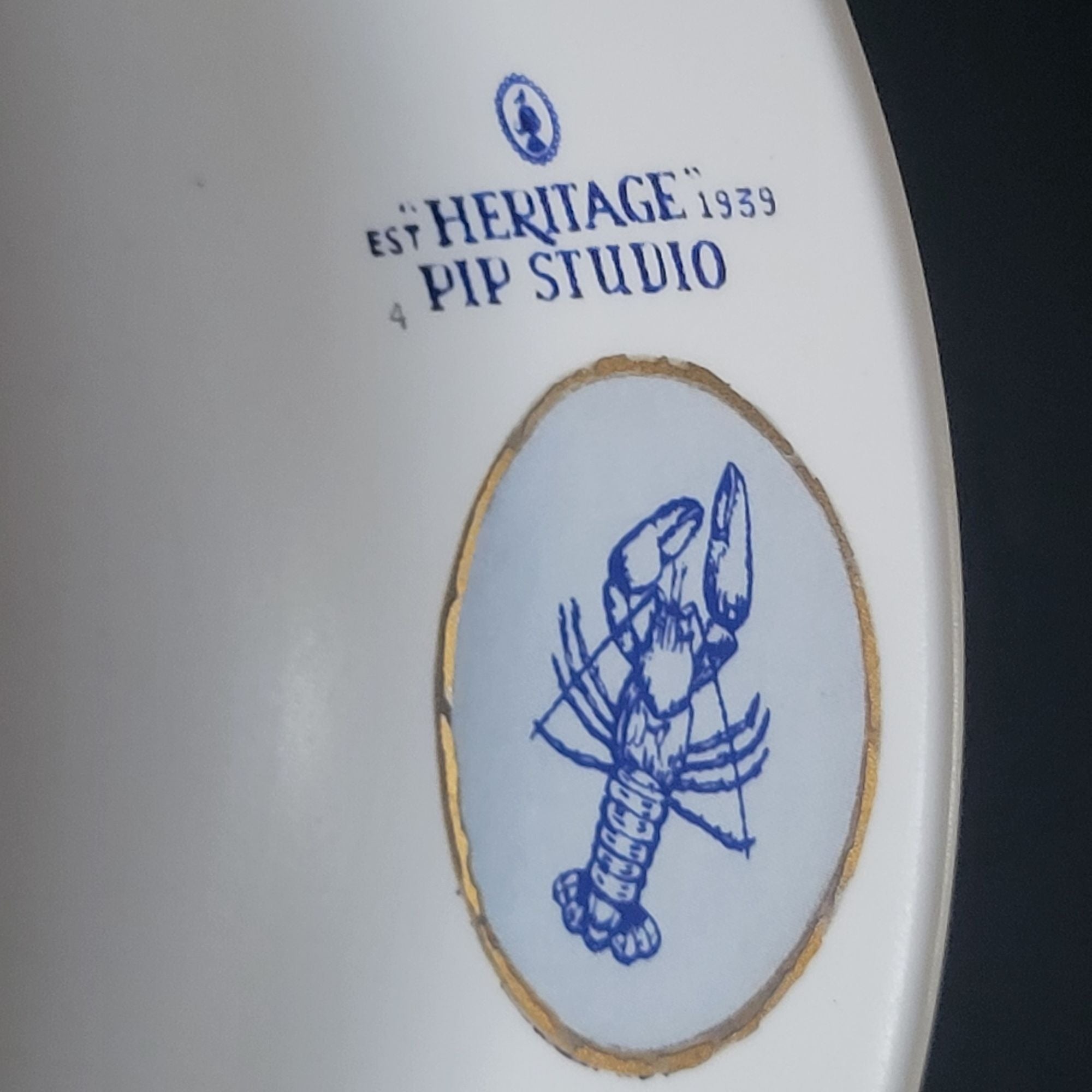 Large Pip Studio Heritage Blue and White Bowl Female Portrait Center