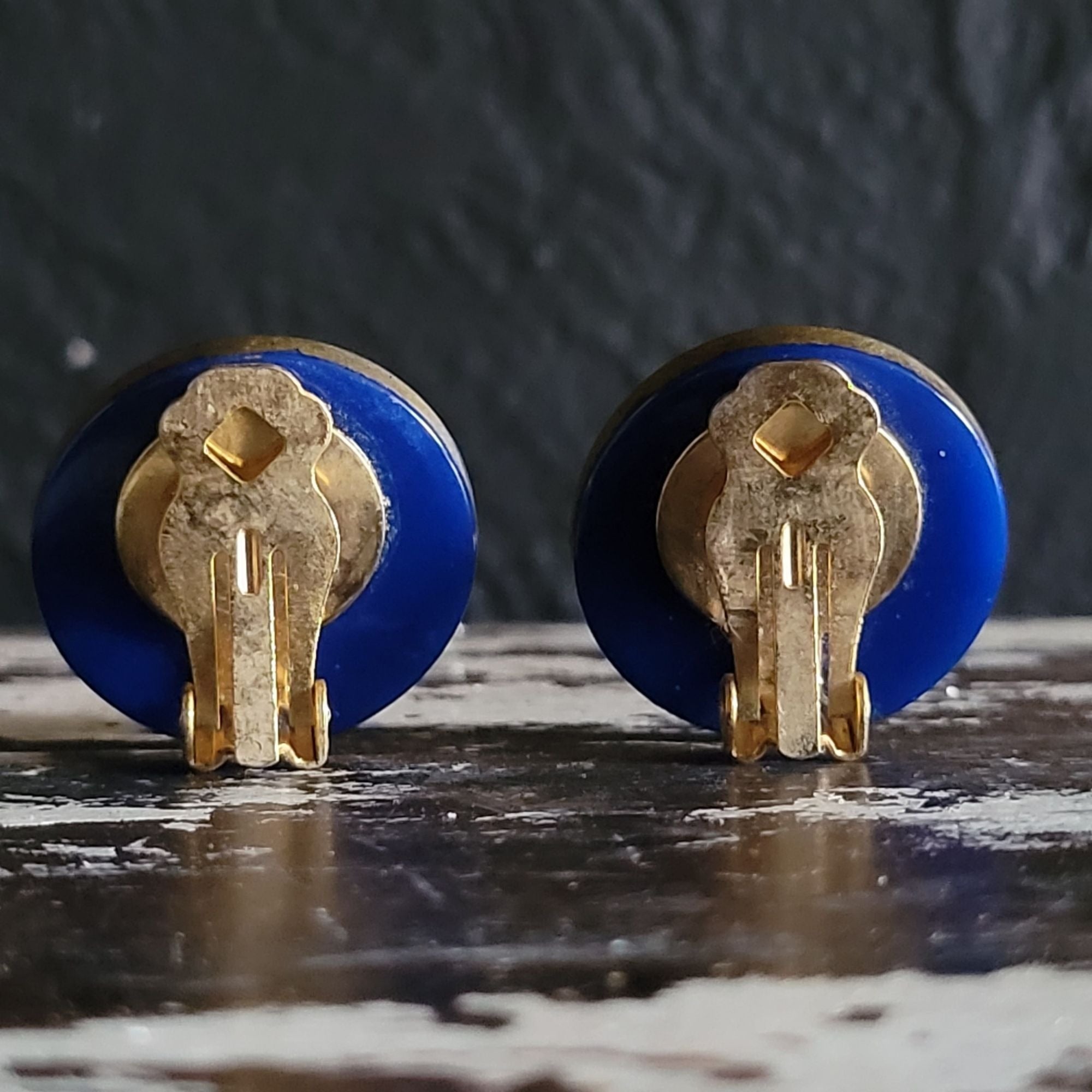 Vintage Female Portrait Clip-On Earrings Lucite With Gold-Tone Frame