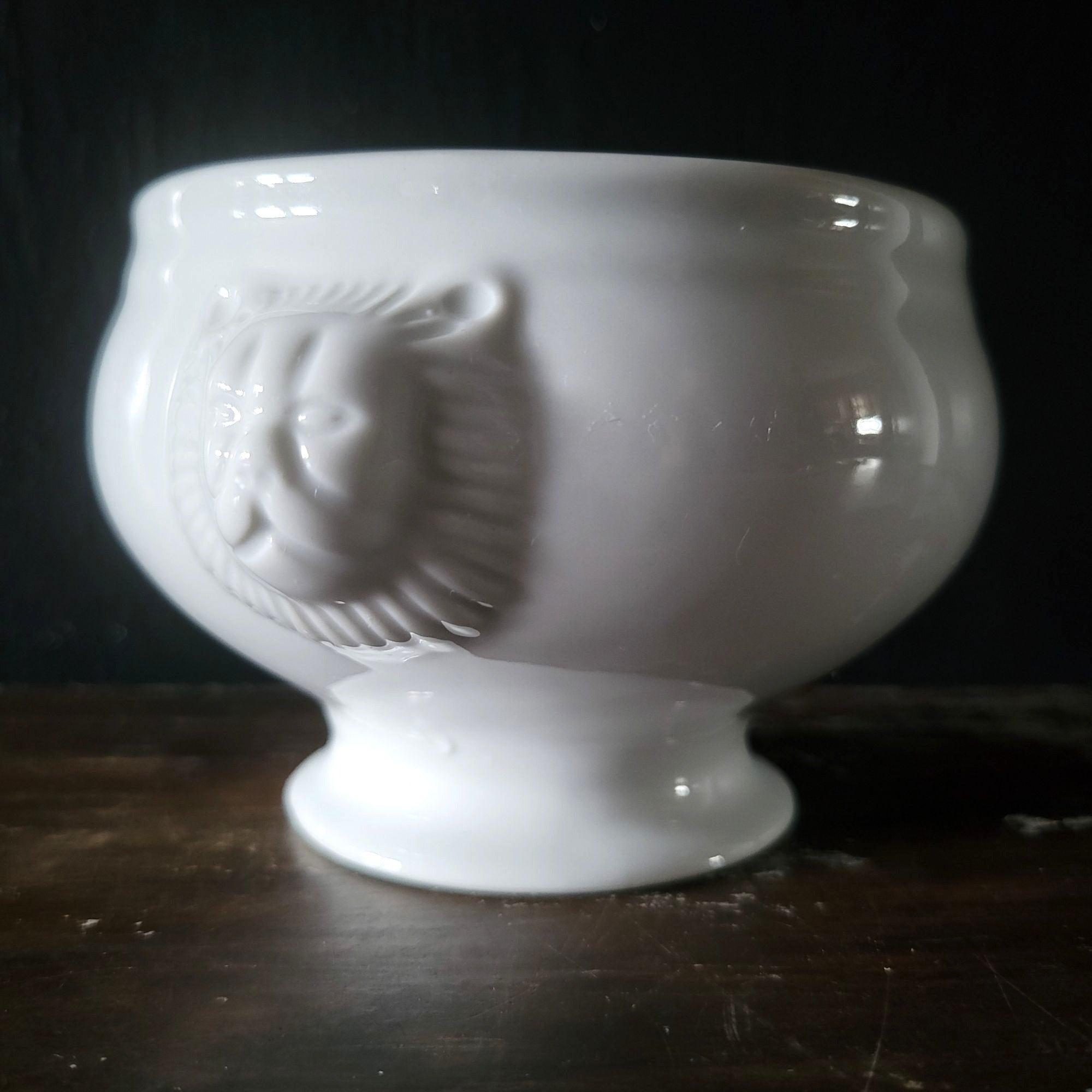 BIA Cordon Bleu White Porcelain Lions Head Soup Bowl 14 Oz
