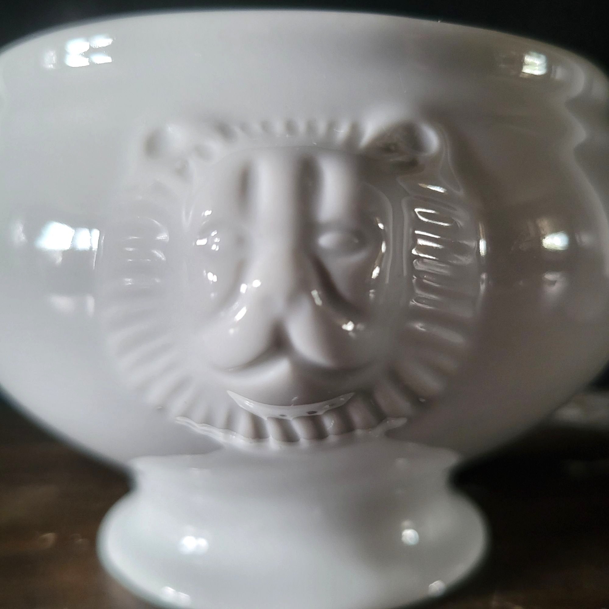 BIA Cordon Bleu White Porcelain Lions Head Soup Bowl 14 Oz