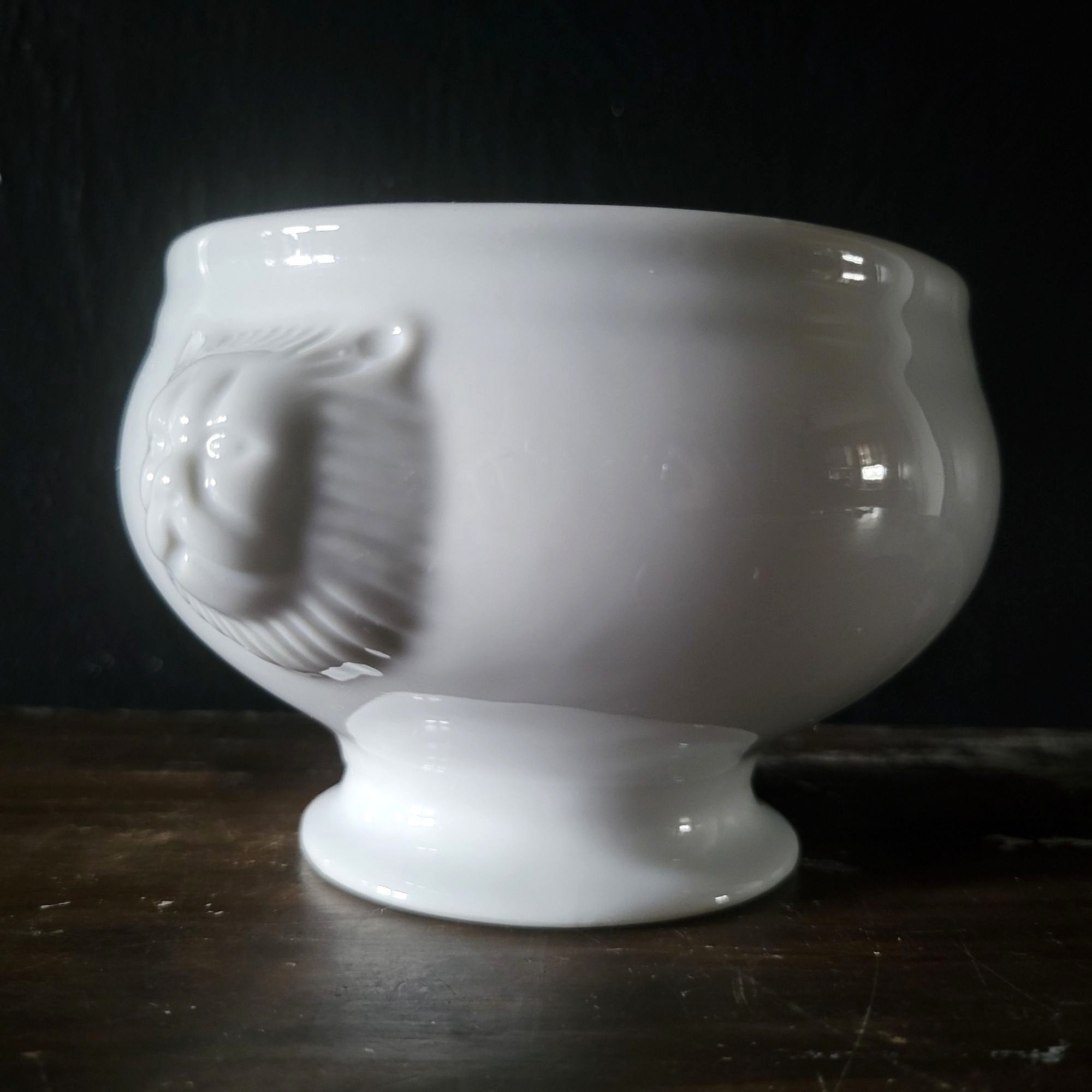 BIA Cordon Bleu White Porcelain Lions Head Soup Bowl 14 Oz