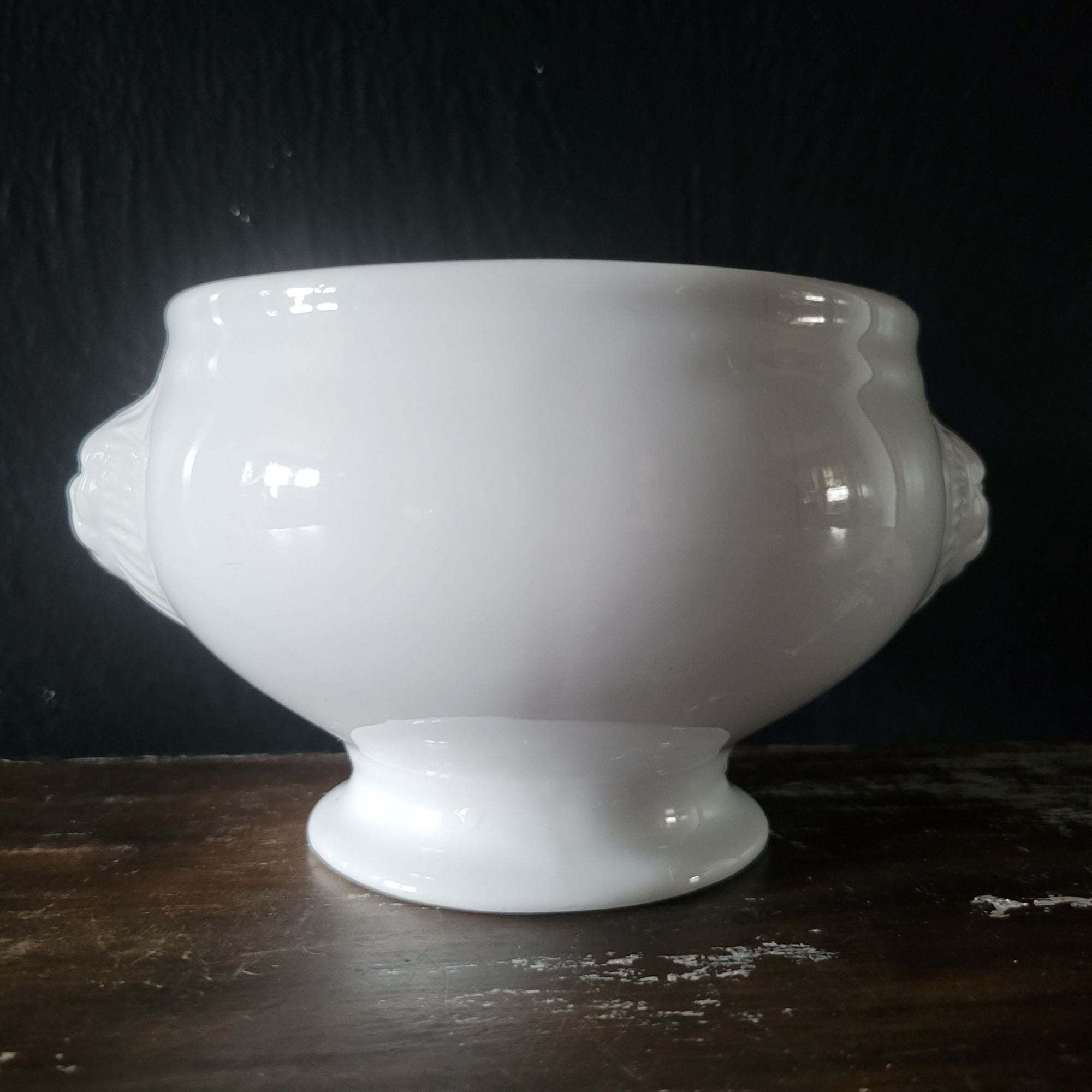 BIA Cordon Bleu White Porcelain Lions Head Soup Bowl 14 Oz