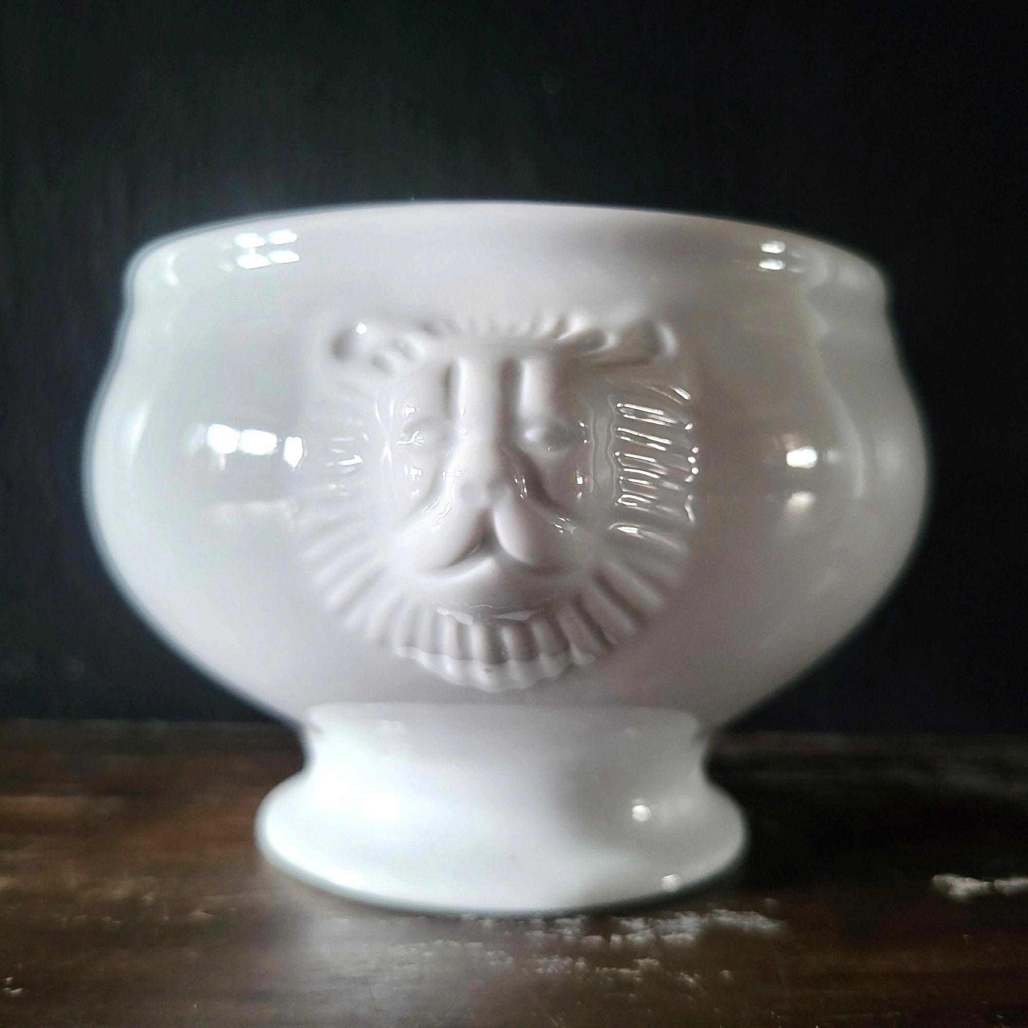 BIA Cordon Bleu White Porcelain Lions Head Soup Bowl 14 Oz