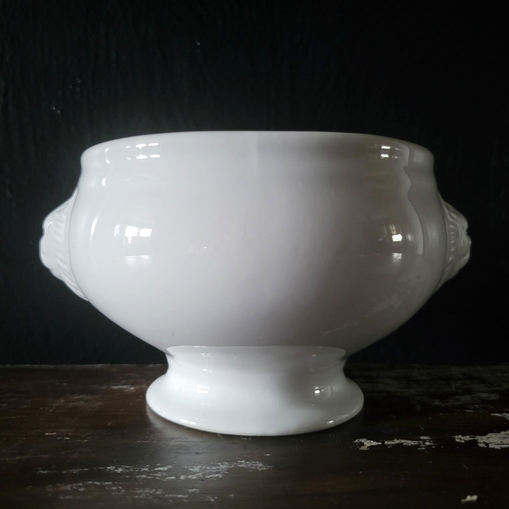 BIA Cordon Bleu White Porcelain Lions Head Soup Bowl 14 Oz