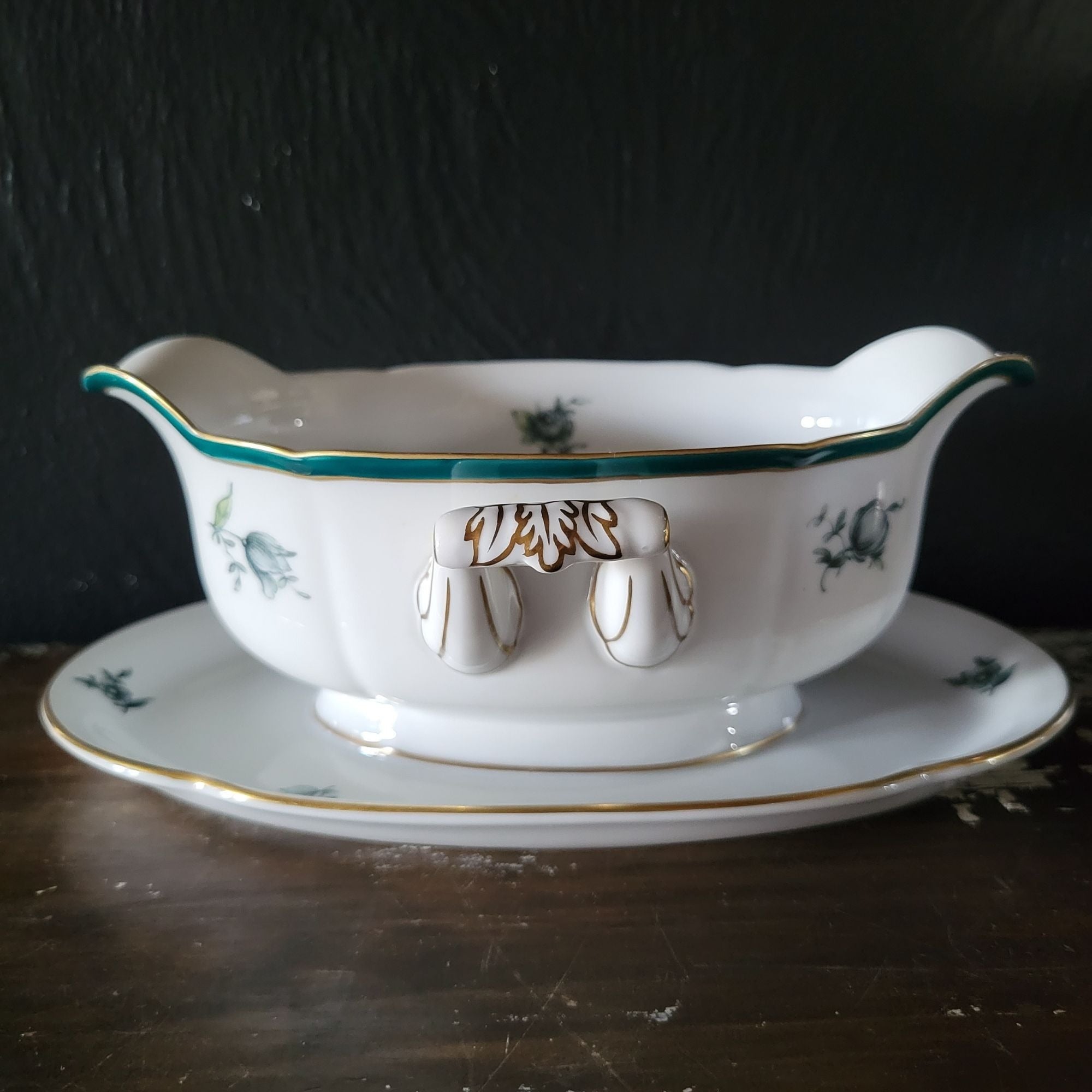 Vintage Royal Bayreuth Teal Tulip Gravy Boat With Attached Underplate