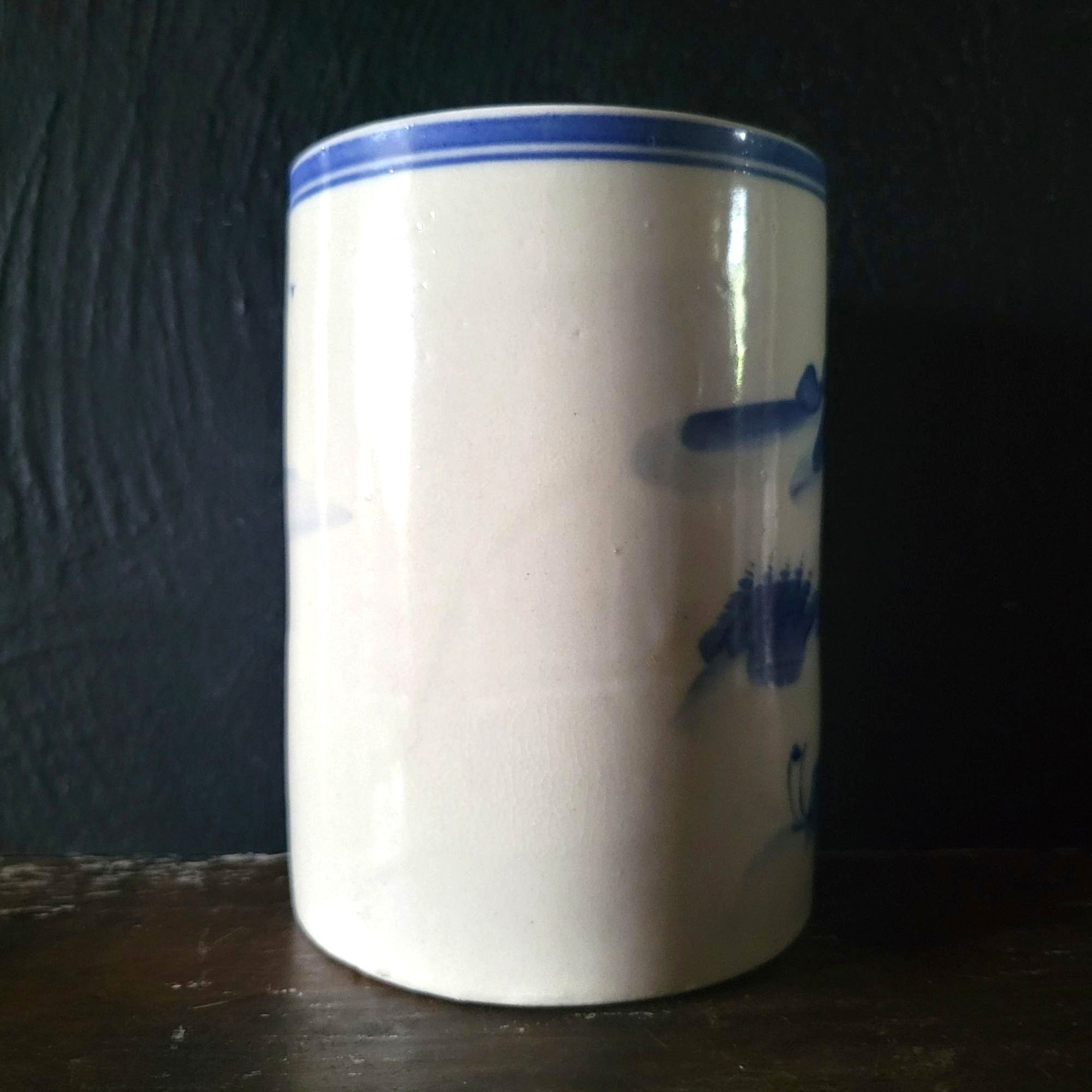 Large Vtg Chinese Brush Pot, Blue and White Chinoiserie Utensil Holder 5.5"