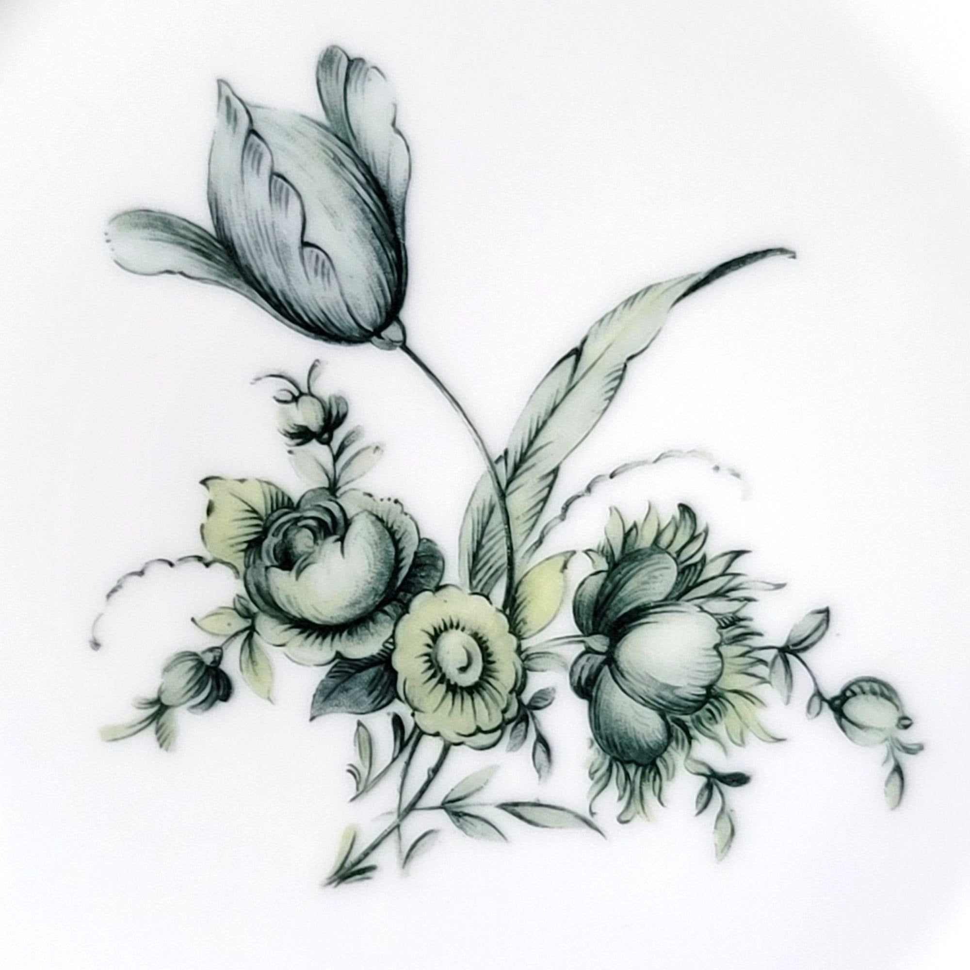 Vintage Royal Bayreuth Teal Tulip Coupe Bowl 7.625" Floral Design With Gold Trim