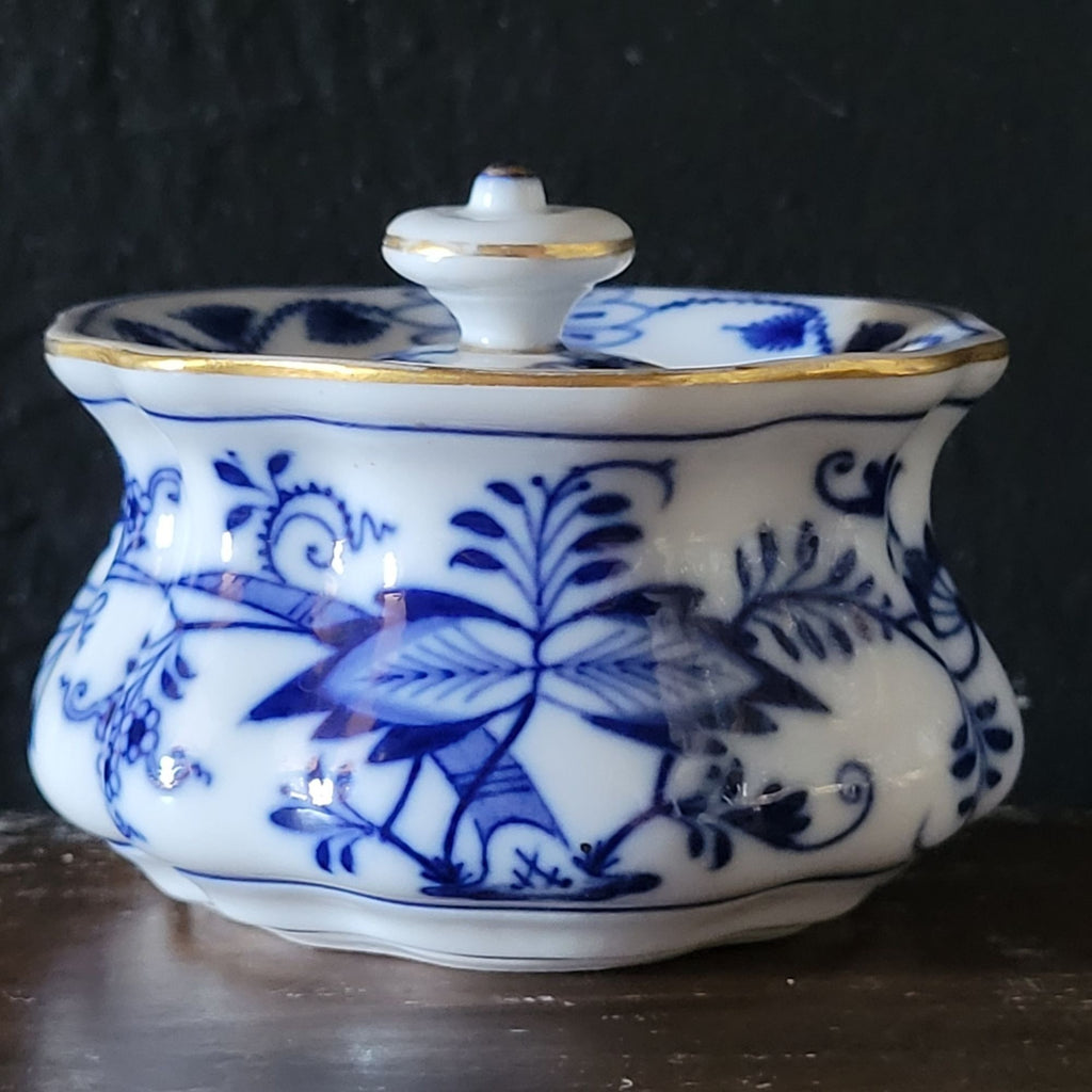 Antique Meissen Blue Onion Hand Painted Porcelain Inkwell Blue and White