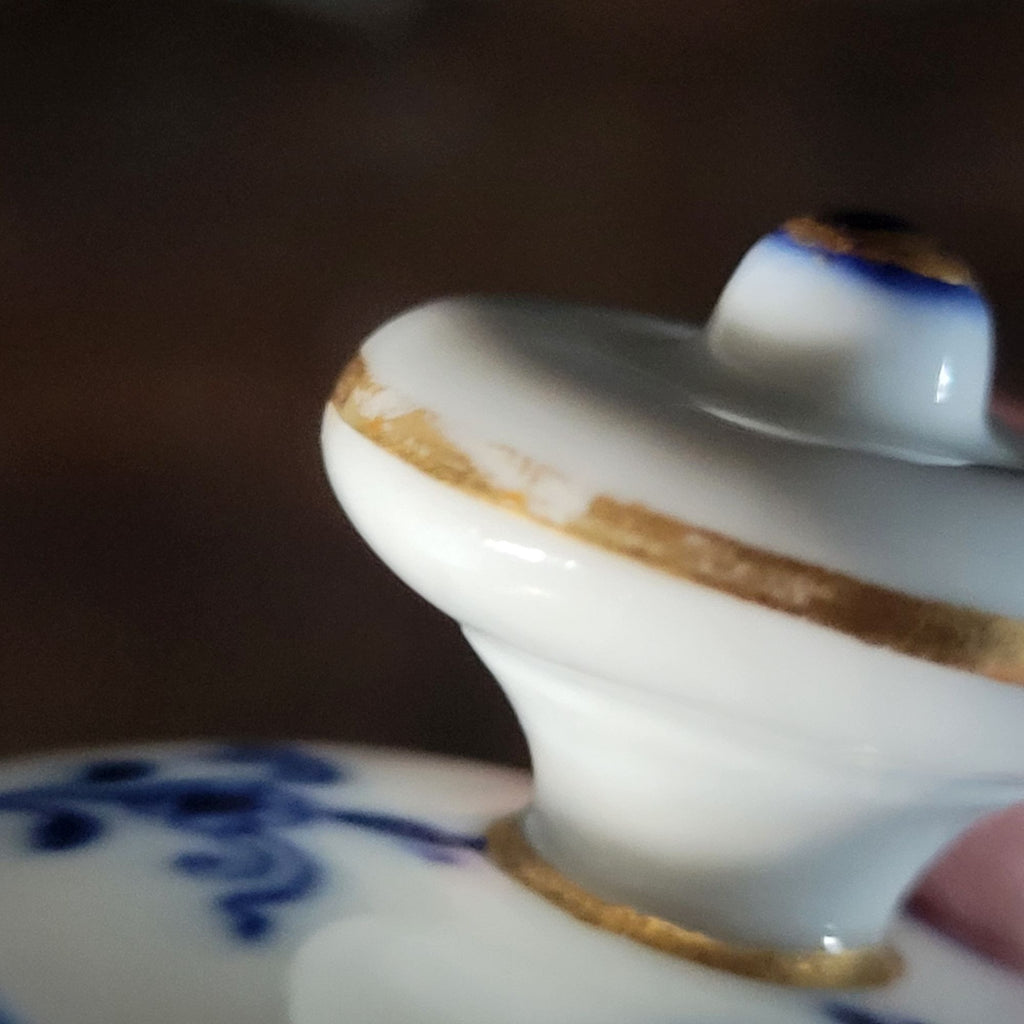 Antique Meissen Blue Onion Hand Painted Porcelain Inkwell Blue and White