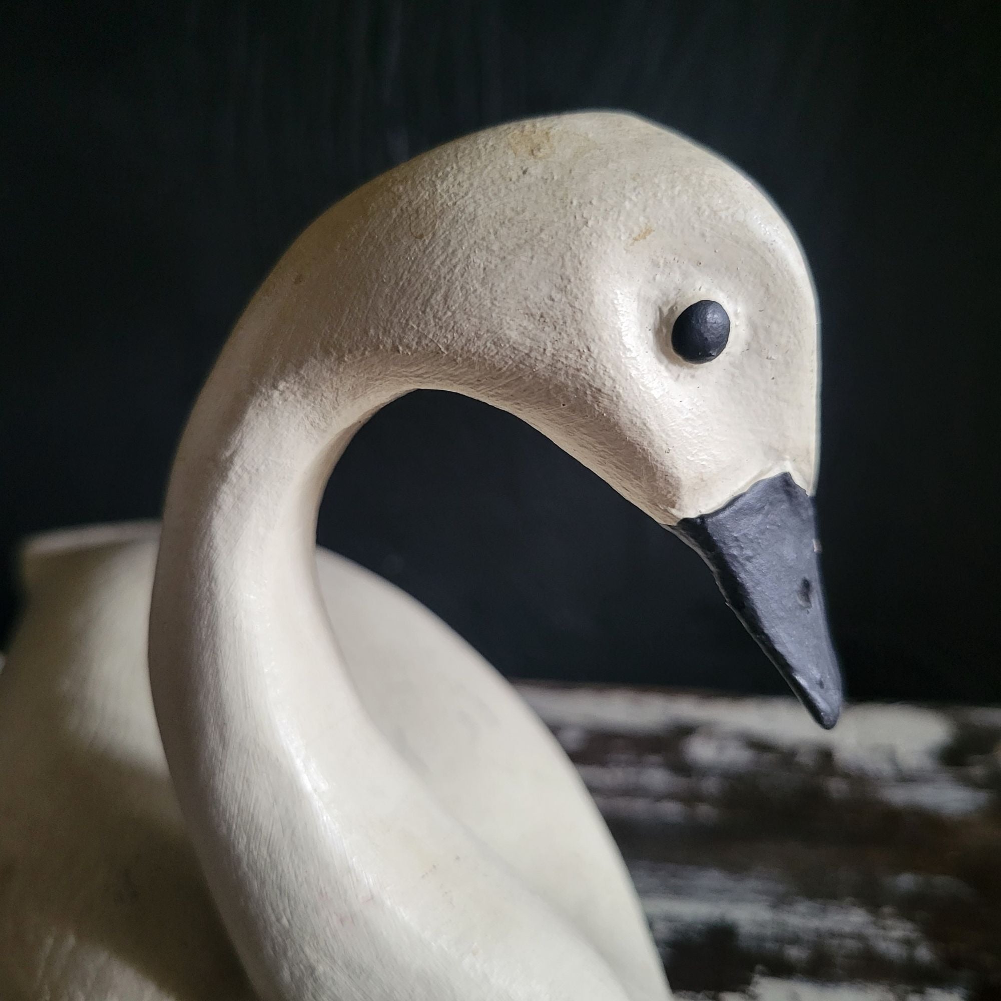 Vtg 1984 Carved Wood Swan Rustic Farmhouse Cottagecore Hand-Painted Distressed