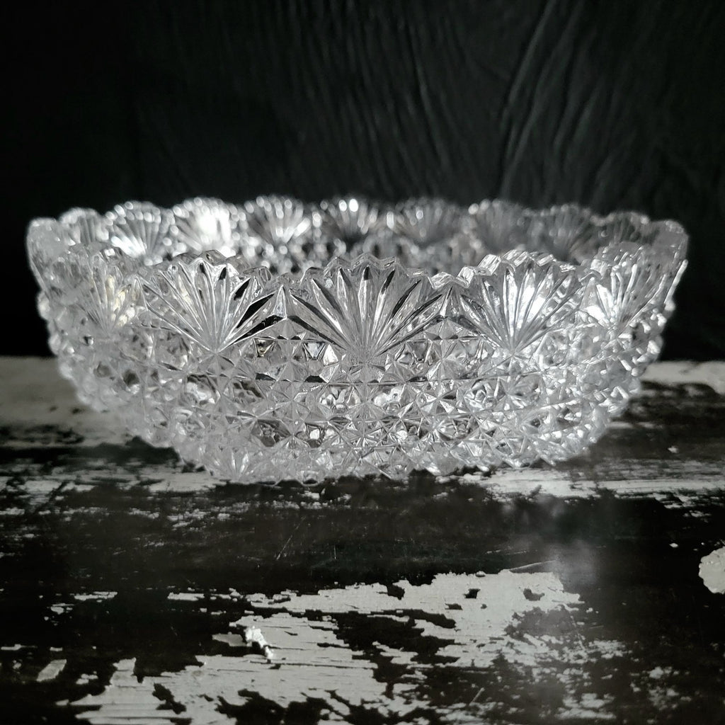 Vintage Hoya Japan Clear Crystal Round Serving Bowl Fan and Button Design