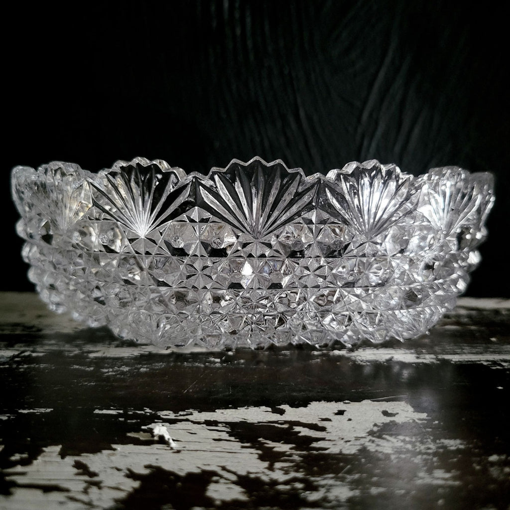 Vintage Hoya Japan Clear Crystal Round Serving Bowl Fan and Button Design