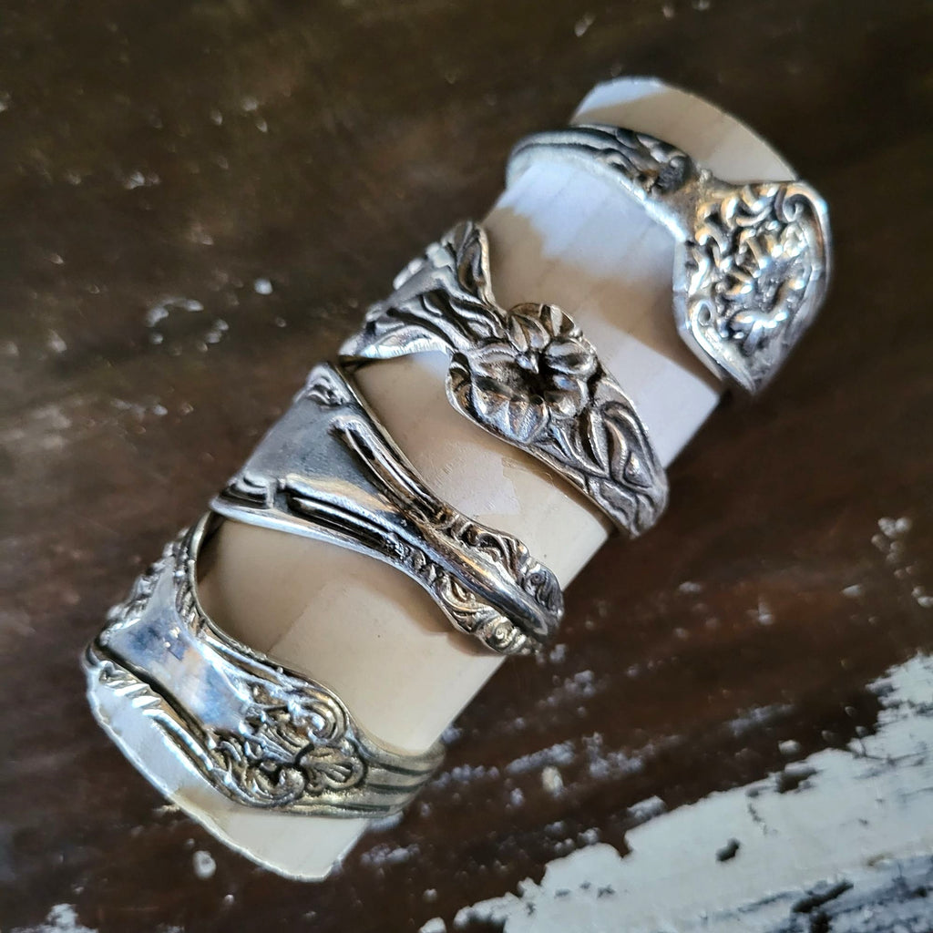 Vtg Andrea By Sadek Silver-Tone Ornate Spoon Style Floral Napkin Rings Set Of 4