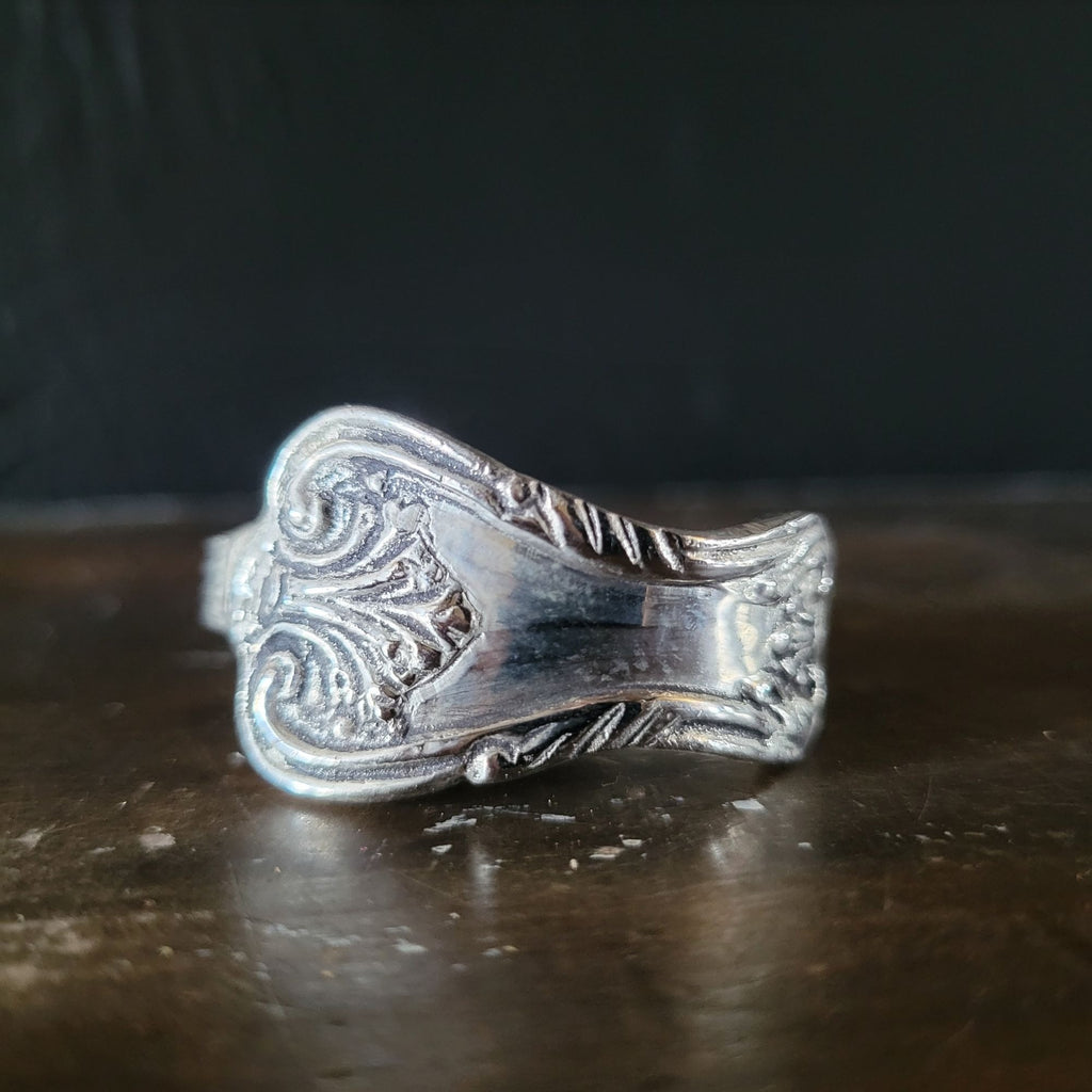 Vtg Andrea By Sadek Silver-Tone Ornate Spoon Style Floral Napkin Rings Set Of 4
