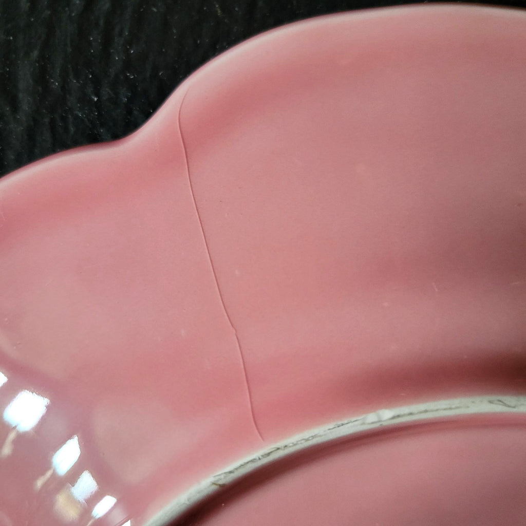 Bordallo Pinheiro Pink Cabbage Leaf Plate 9.125" Plate Wall Portugal - Crazing